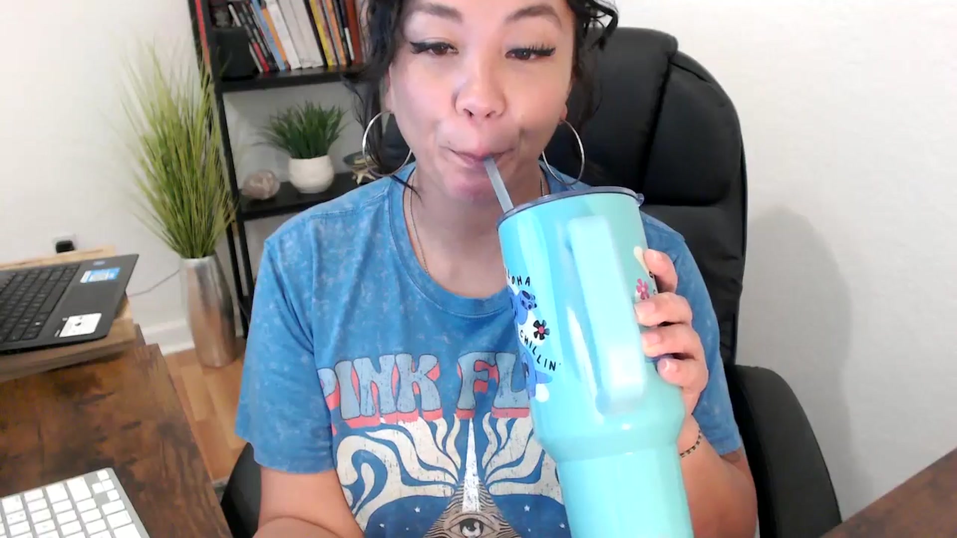Gallery image thumbnail from MickaylaMinx's myfreecams stream on, 11/04/2024, 19:24 image 7 of 20