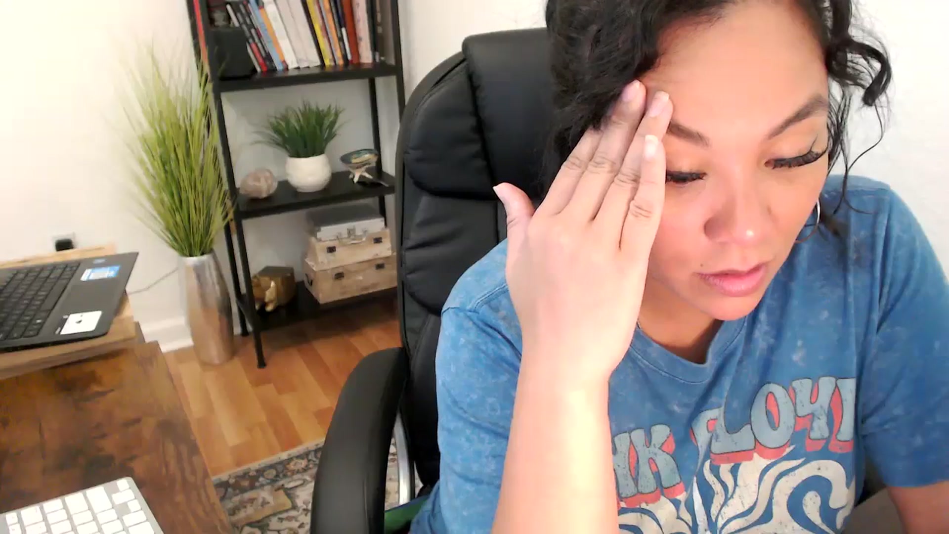 Gallery image thumbnail from MickaylaMinx's myfreecams stream on, 11/04/2024, 20:26 image 11 of 20