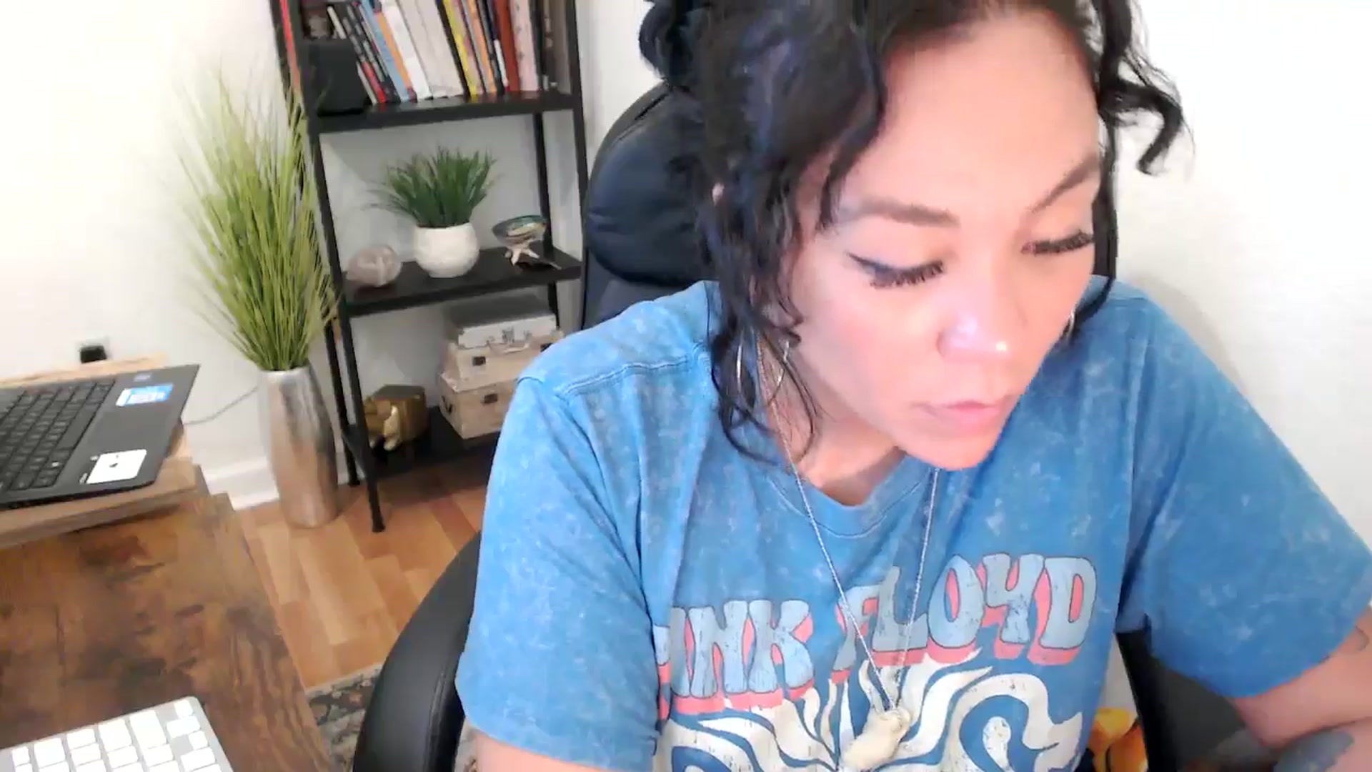 Gallery image thumbnail from MickaylaMinx's myfreecams stream on, 11/04/2024, 21:42 image 20 of 20