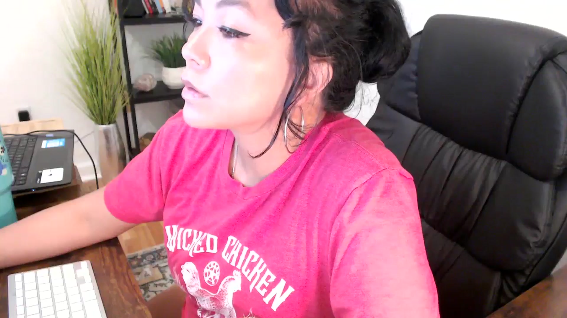 Gallery image thumbnail from MickaylaMinx's myfreecams stream on, 11/05/2024, 15:43 image 17 of 20