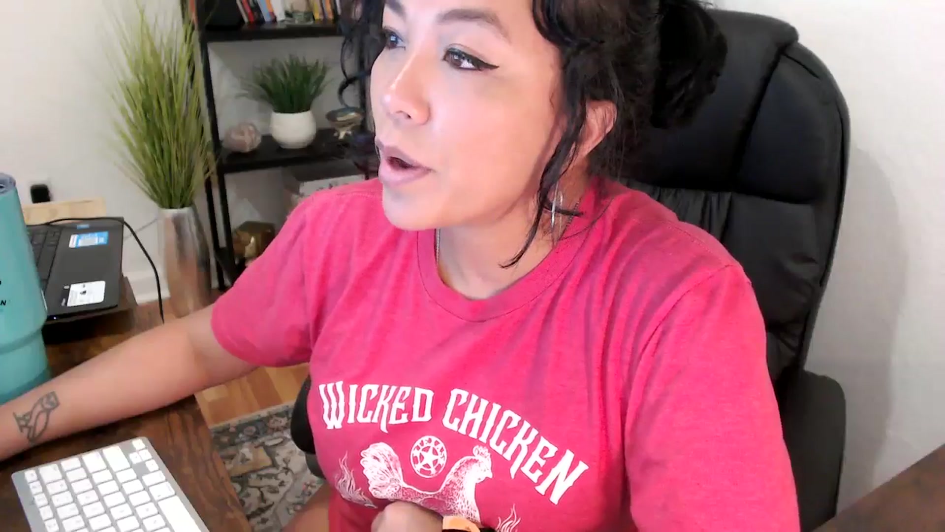 Gallery image thumbnail from MickaylaMinx's myfreecams stream on, 11/05/2024, 16:20 image 3 of 20