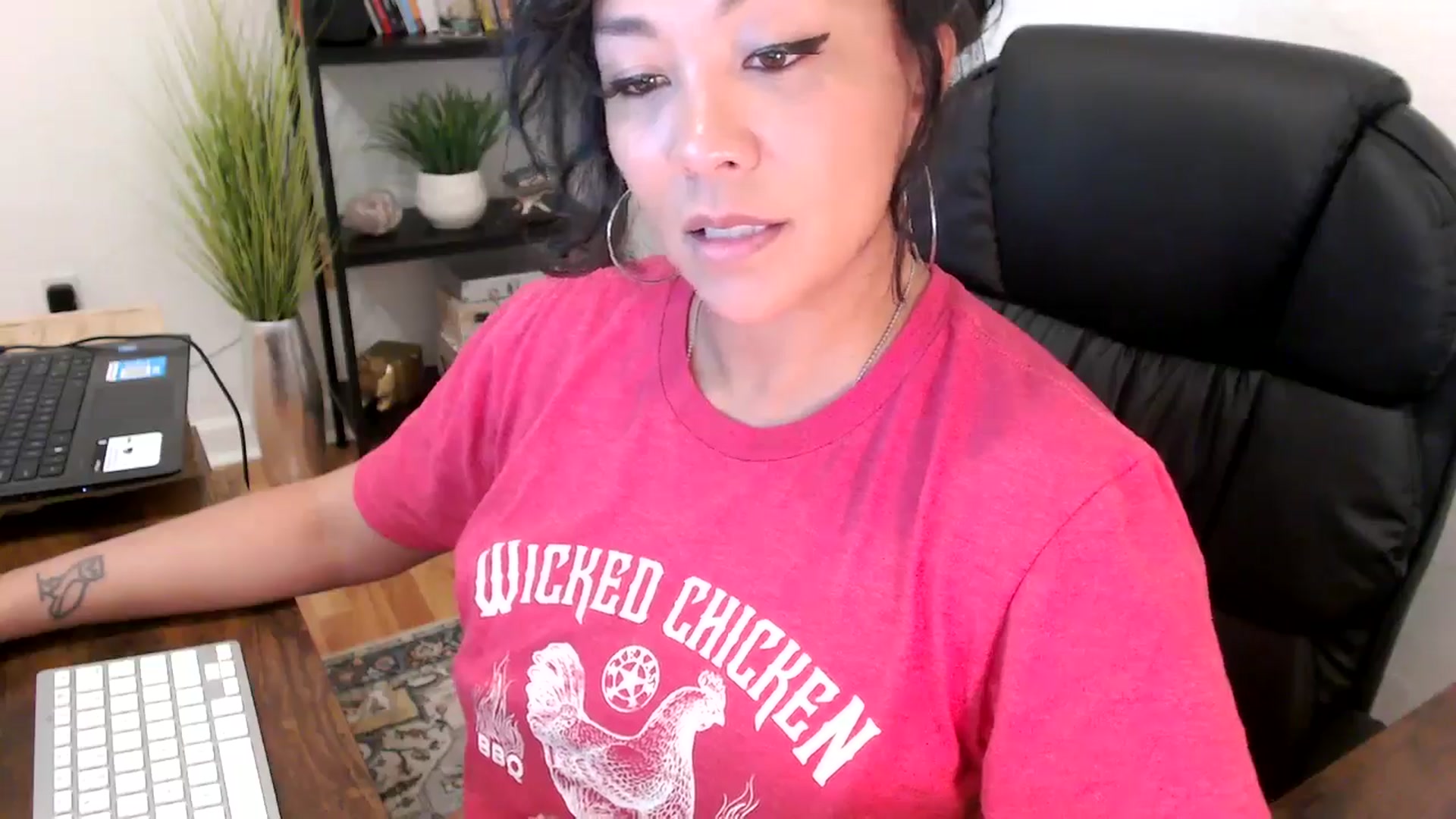Gallery image thumbnail from MickaylaMinx's myfreecams stream on, 11/05/2024, 16:49 image 2 of 20