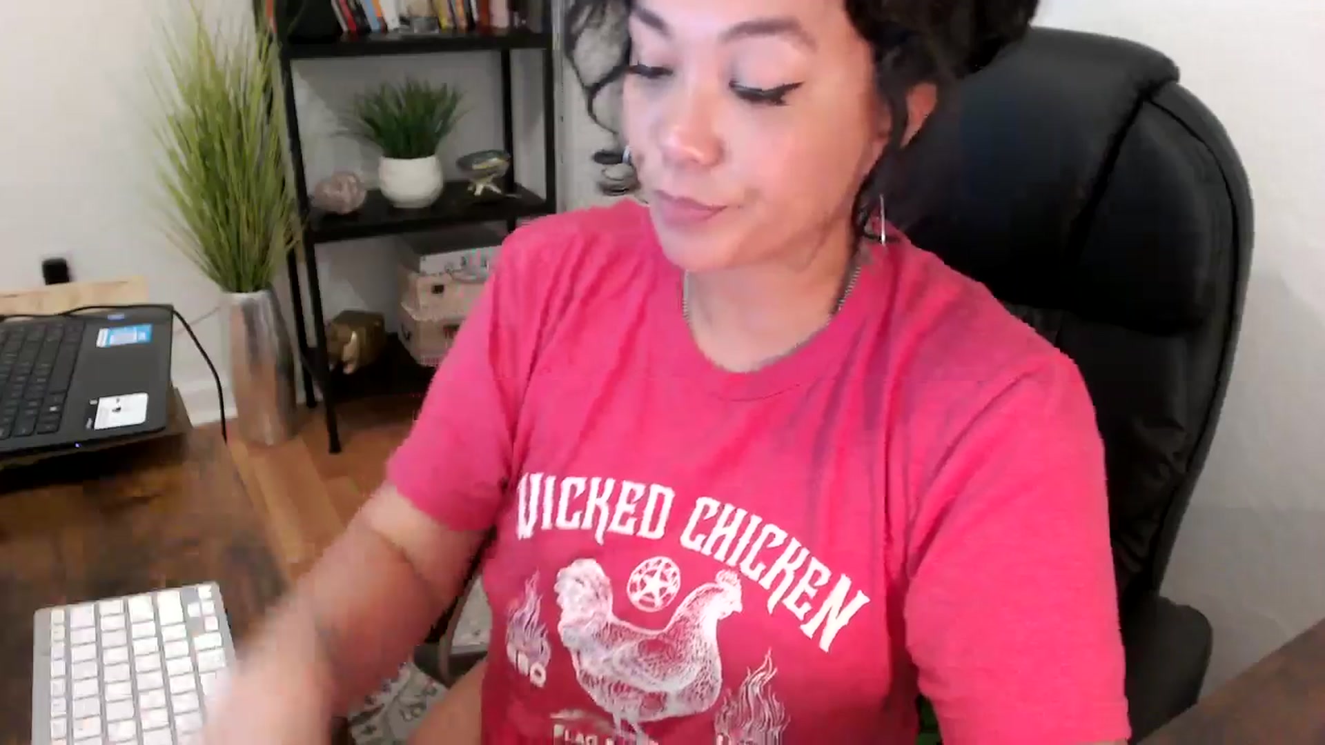 Gallery image thumbnail from MickaylaMinx's myfreecams stream on, 11/05/2024, 16:49 image 18 of 20
