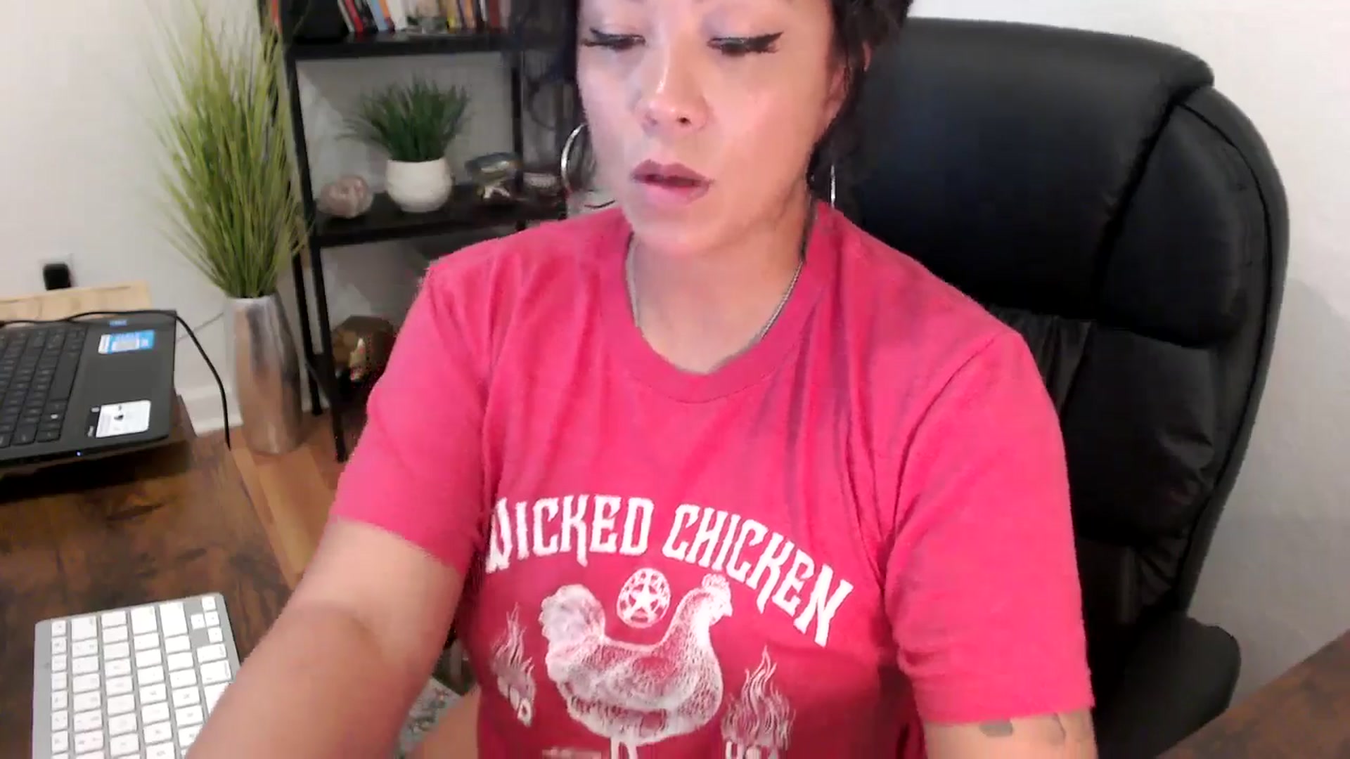 Gallery image thumbnail from MickaylaMinx's myfreecams stream on, 11/05/2024, 16:49 image 14 of 20