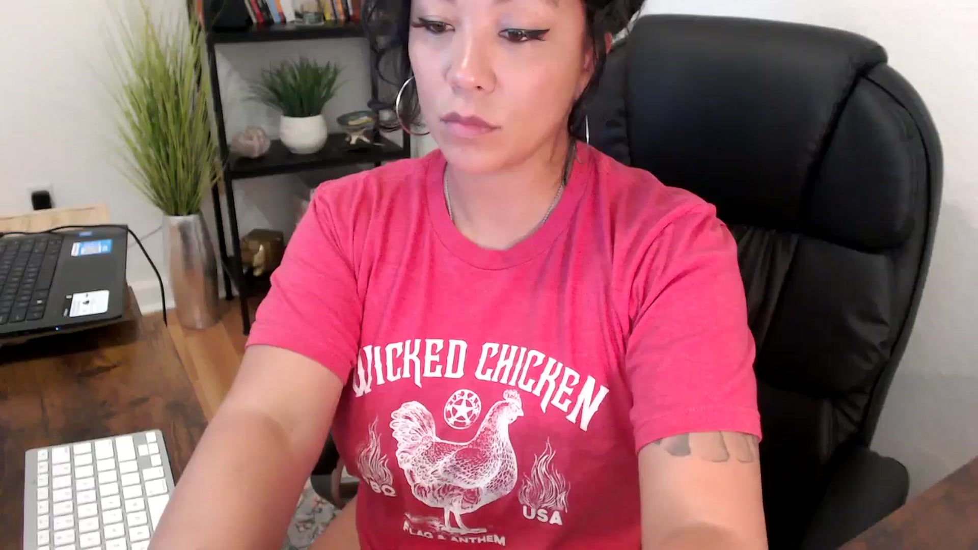 Gallery image thumbnail from MickaylaMinx's myfreecams stream on, 11/05/2024, 16:49 image 12 of 20