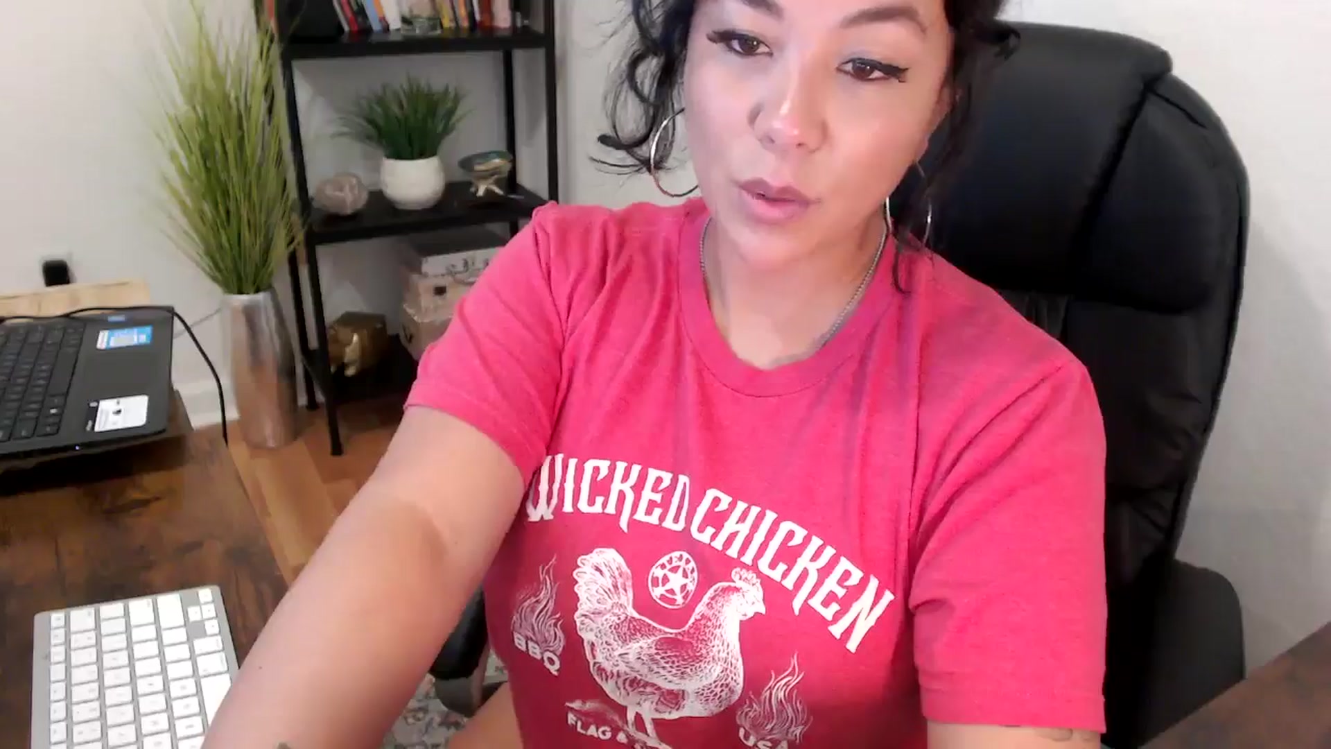Gallery image thumbnail from MickaylaMinx's myfreecams stream on, 11/05/2024, 17:01 image 2 of 20