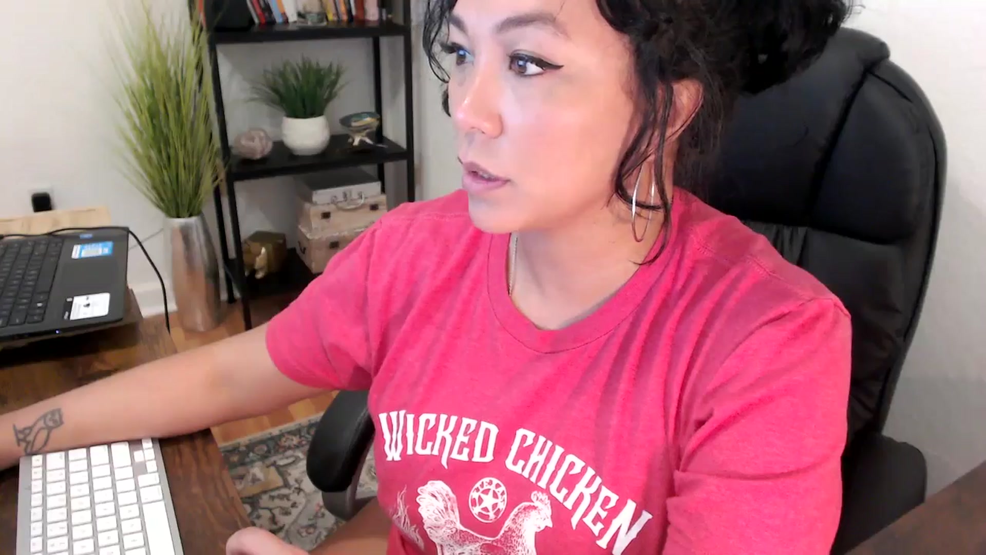 Gallery image thumbnail from MickaylaMinx's myfreecams stream on, 11/05/2024, 17:17 image 6 of 20
