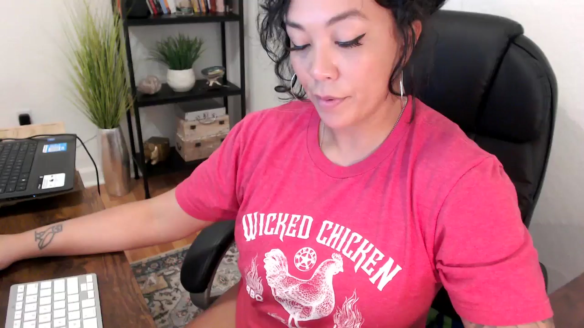 Gallery image thumbnail from MickaylaMinx's myfreecams stream on, 11/05/2024, 17:17 image 19 of 20