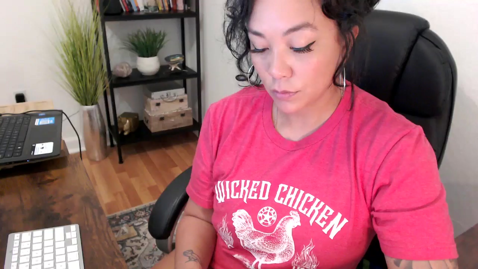 Gallery image thumbnail from MickaylaMinx's myfreecams stream on, 11/05/2024, 17:17 image 12 of 20