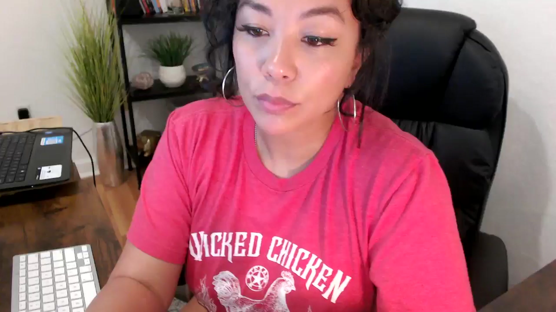 Gallery image thumbnail from MickaylaMinx's myfreecams stream on, 11/05/2024, 17:17 image 3 of 20
