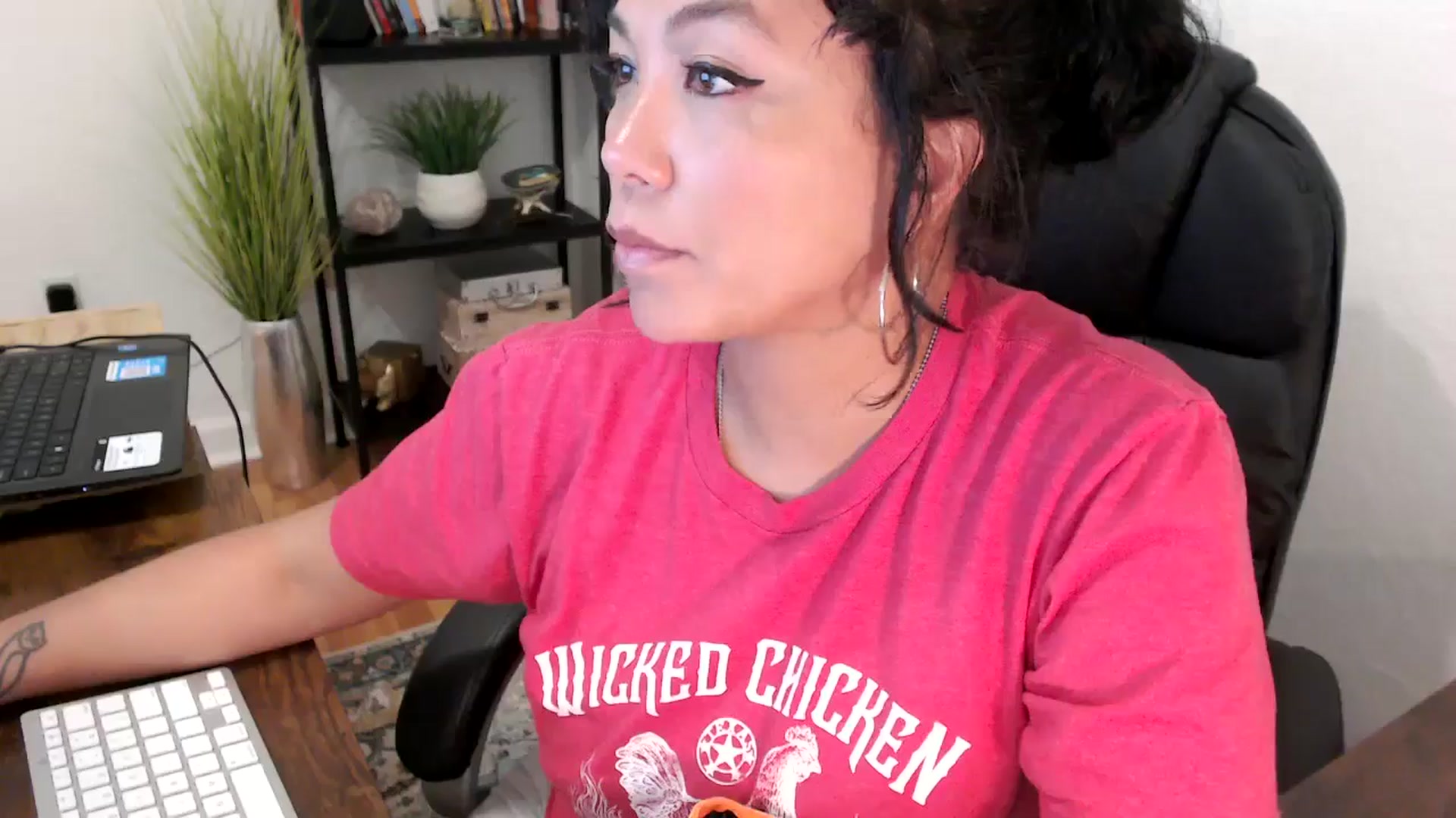 Gallery image thumbnail from MickaylaMinx's myfreecams stream on, 11/05/2024, 17:36 image 7 of 20