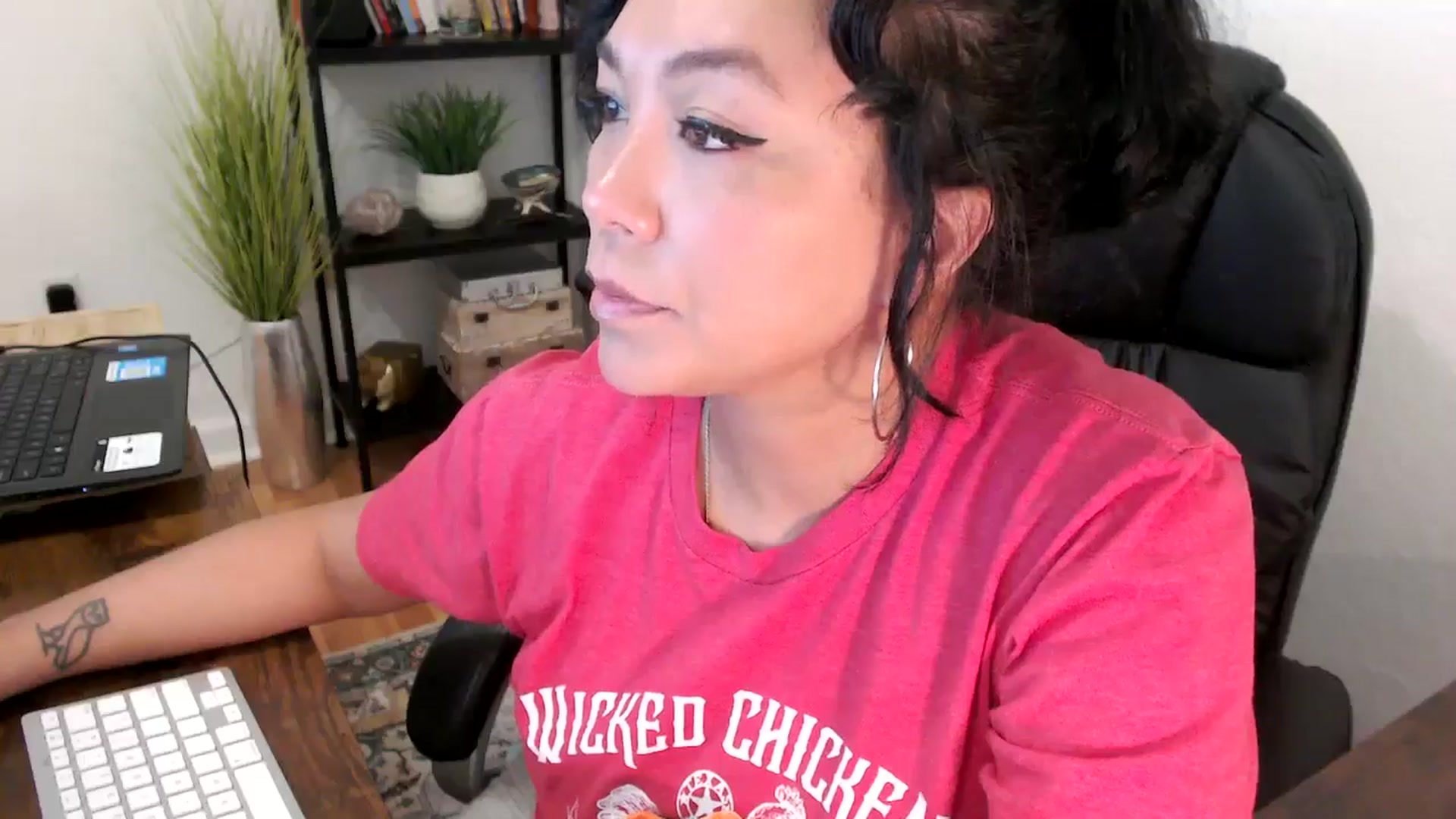 Gallery image thumbnail from MickaylaMinx's myfreecams stream on, 11/05/2024, 17:36 image 3 of 20