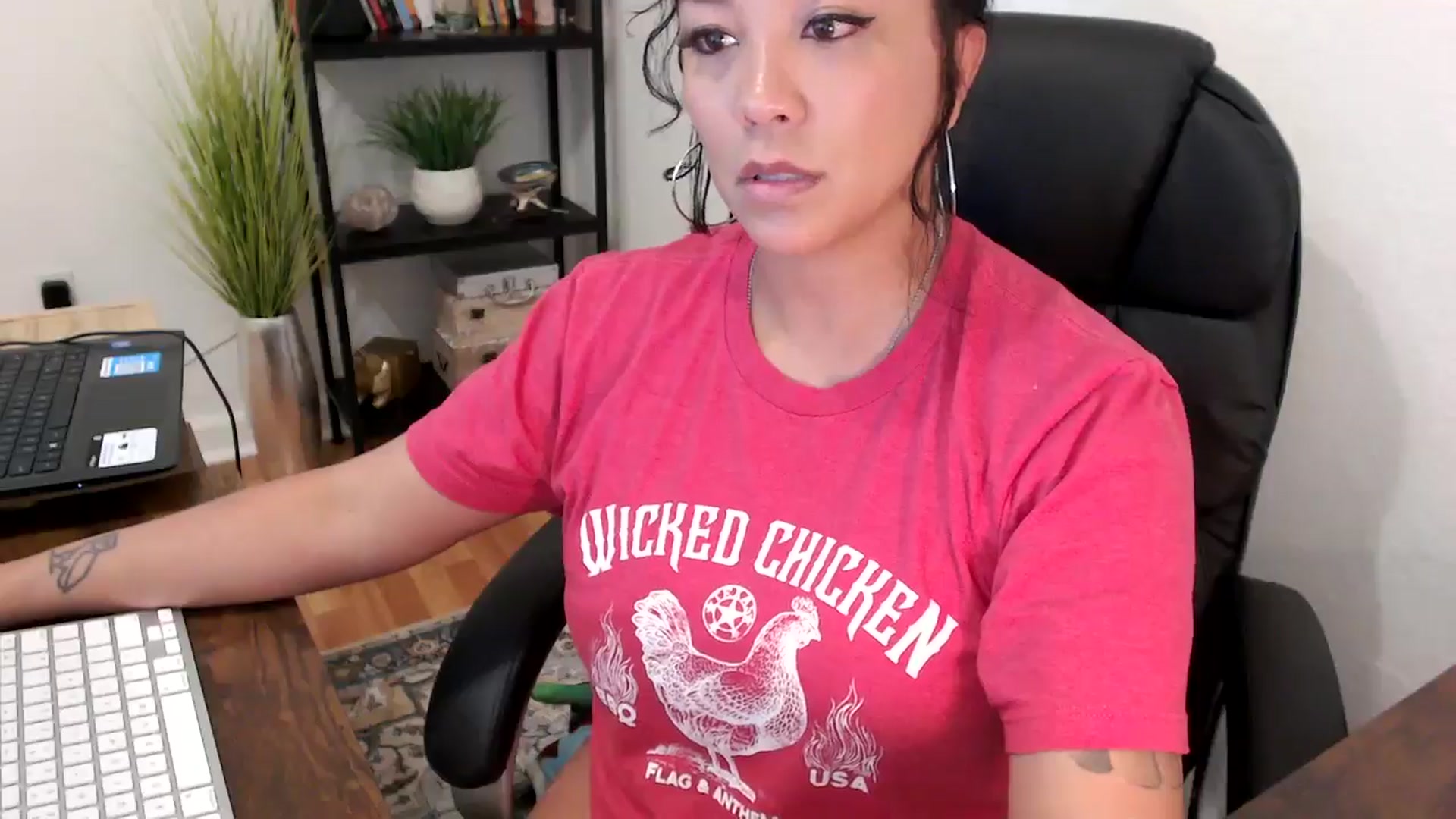 Gallery image thumbnail from MickaylaMinx's myfreecams stream on, 11/05/2024, 18:54 image 14 of 20