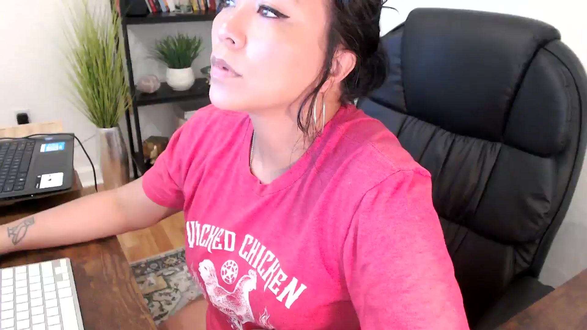 Gallery image thumbnail from MickaylaMinx's myfreecams stream on, 11/05/2024, 18:54 image 16 of 20