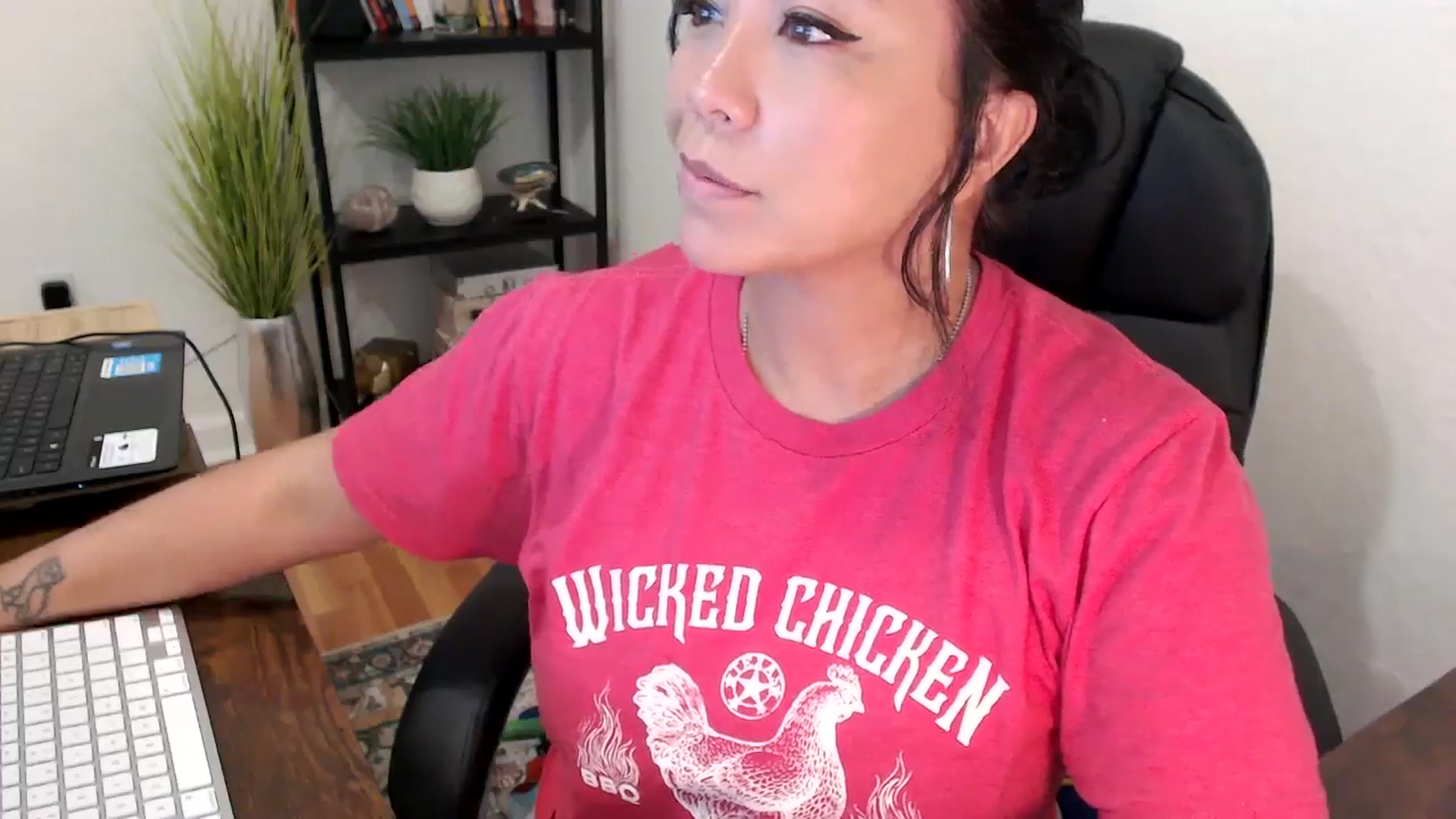 Gallery image thumbnail from MickaylaMinx's myfreecams stream on, 11/05/2024, 18:54 image 6 of 20