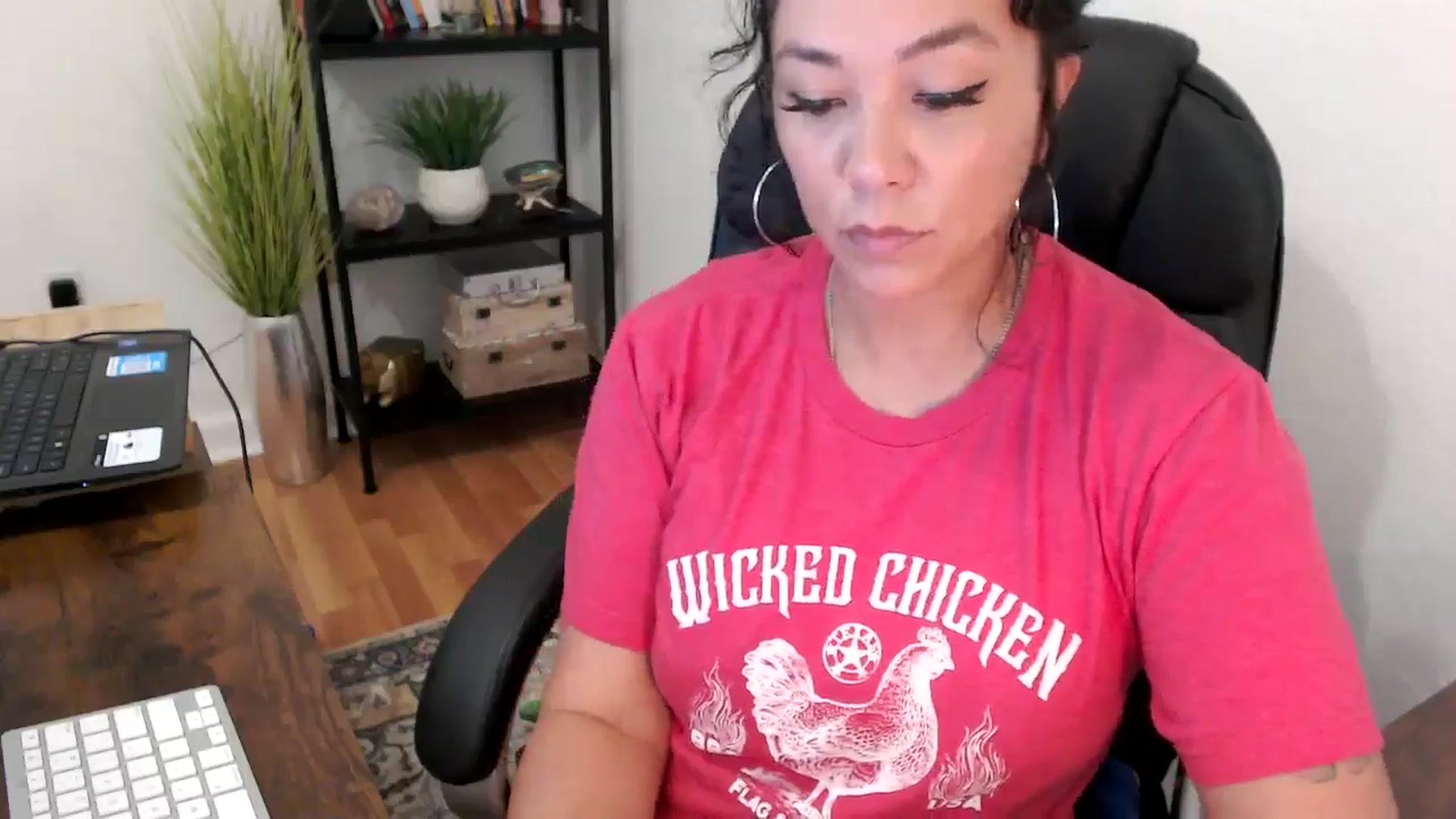 Gallery image thumbnail from MickaylaMinx's myfreecams stream on, 11/05/2024, 19:40 image 19 of 20
