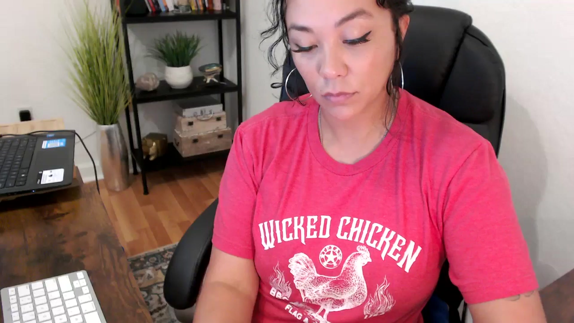 Gallery image thumbnail from MickaylaMinx's myfreecams stream on, 11/05/2024, 19:40 image 18 of 20