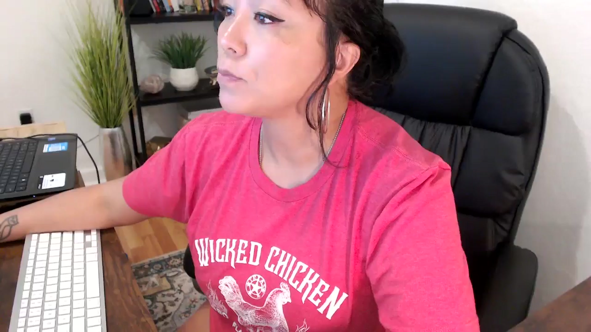 Gallery image thumbnail from MickaylaMinx's myfreecams stream on, 11/05/2024, 19:40 image 2 of 20