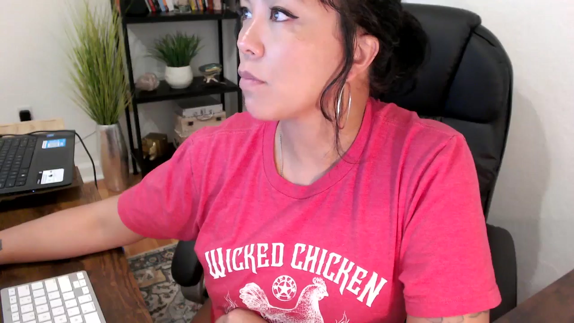 Gallery image thumbnail from MickaylaMinx's myfreecams stream on, 11/05/2024, 19:40 image 11 of 20