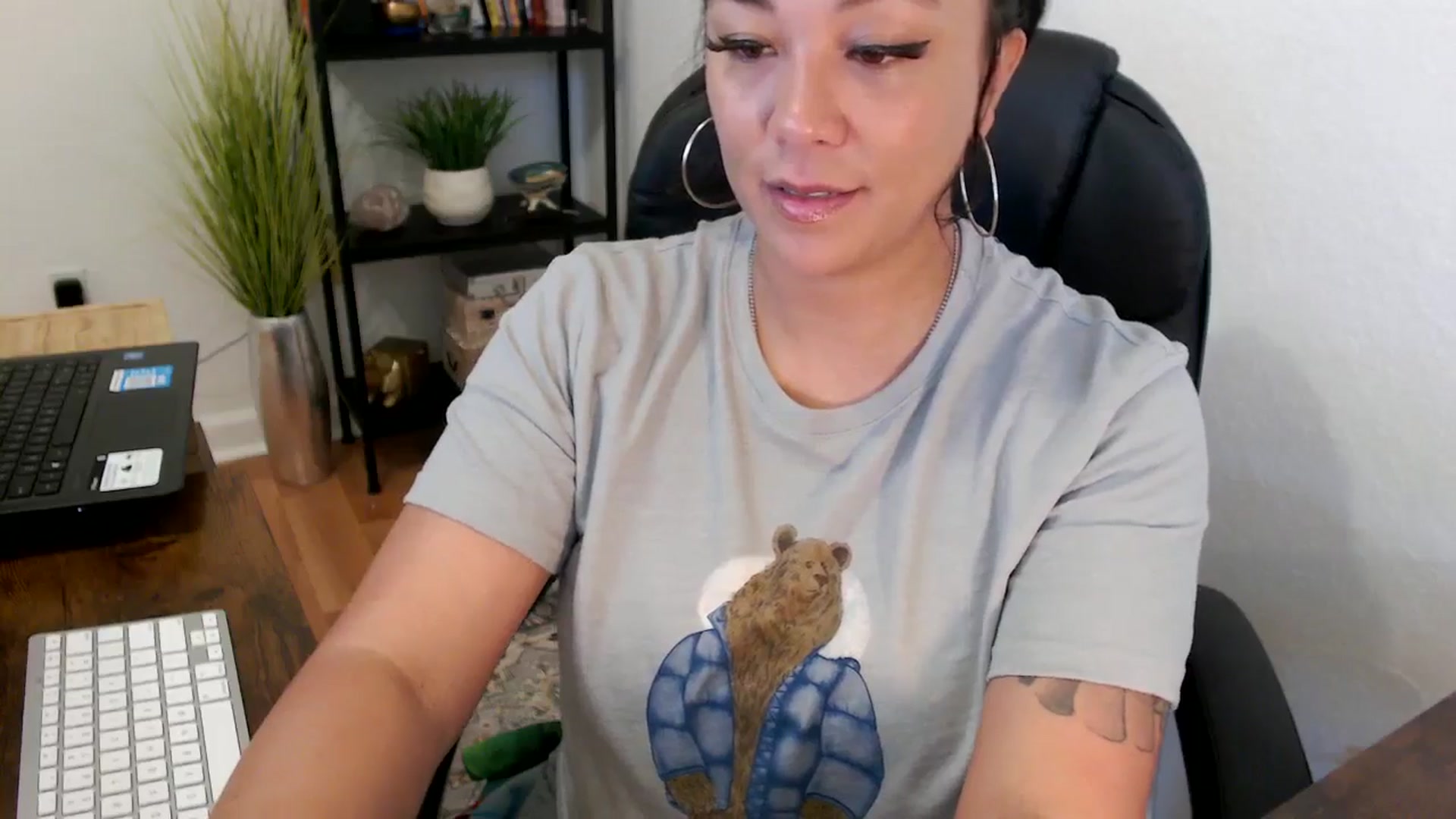 Gallery image thumbnail from MickaylaMinx's myfreecams stream on, 11/06/2024, 16:48 image 5 of 20