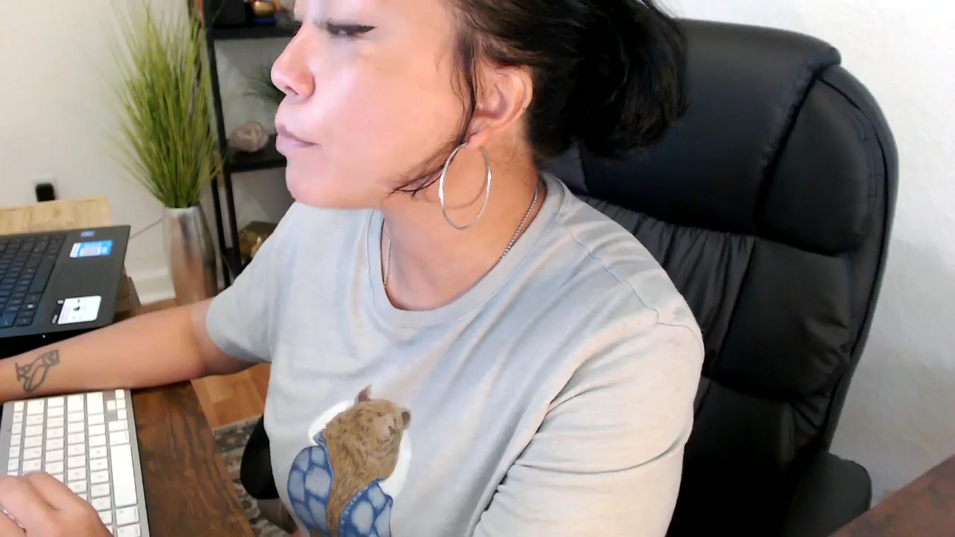 Gallery image thumbnail from MickaylaMinx's myfreecams stream on, 11/06/2024, 16:48 image 13 of 20