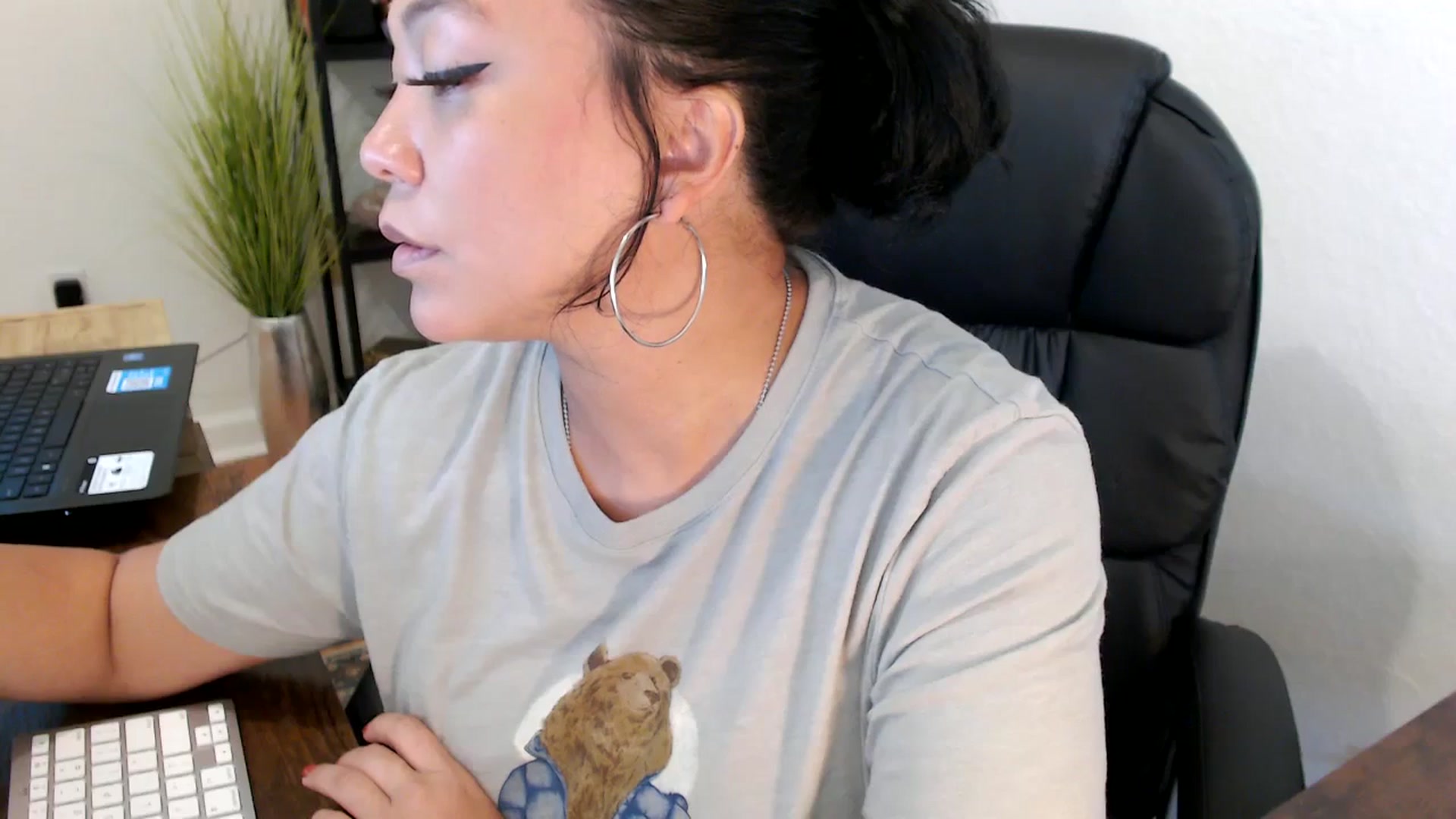 Gallery image thumbnail from MickaylaMinx's myfreecams stream on, 11/06/2024, 16:48 image 19 of 20
