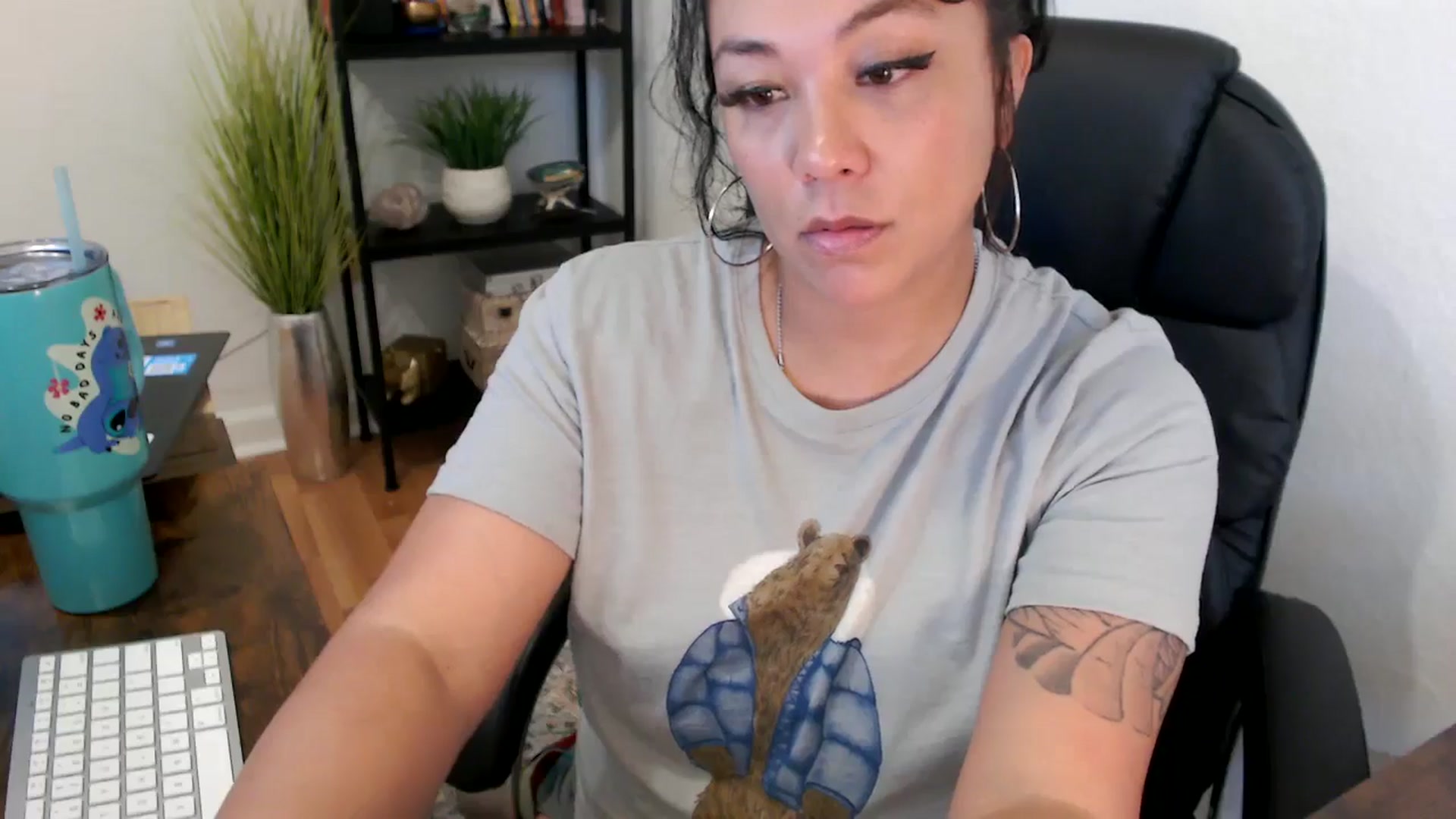 Gallery image thumbnail from MickaylaMinx's myfreecams stream on, 11/06/2024, 18:02 image 14 of 20