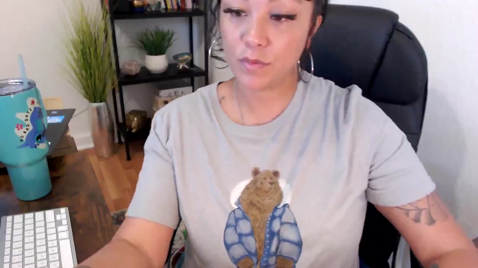 Gallery image thumbnail from MickaylaMinx's myfreecams stream on, 11/06/2024, 18:02 image 19 of 20