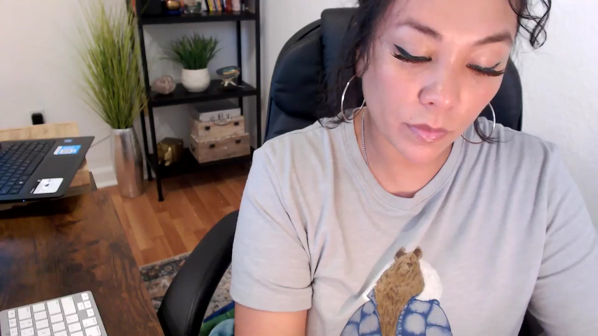 Gallery image thumbnail from MickaylaMinx's myfreecams stream on, 11/06/2024, 18:34 image 16 of 20