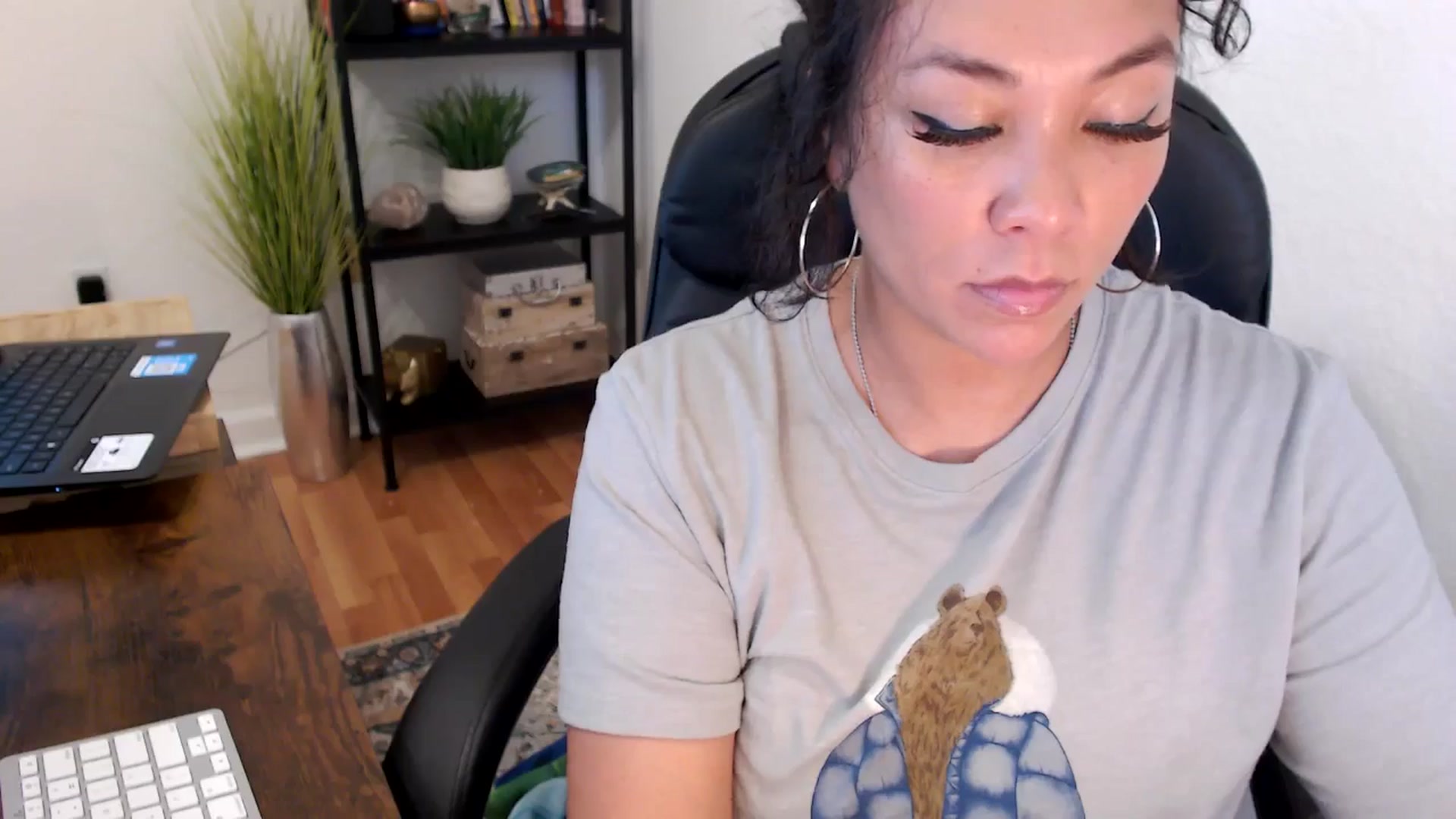 Gallery image thumbnail from MickaylaMinx's myfreecams stream on, 11/06/2024, 18:34 image 15 of 20