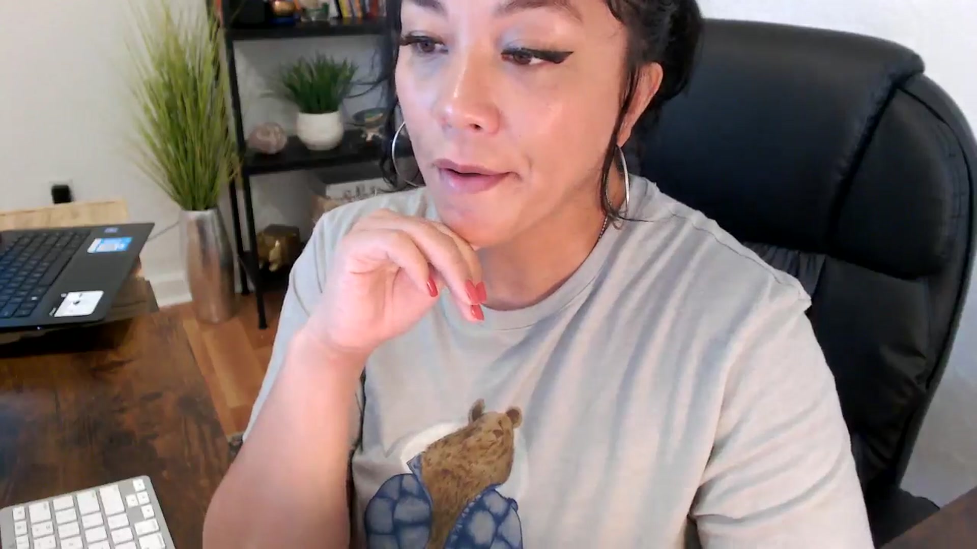 Gallery image thumbnail from MickaylaMinx's myfreecams stream on, 11/06/2024, 18:34 image 13 of 20