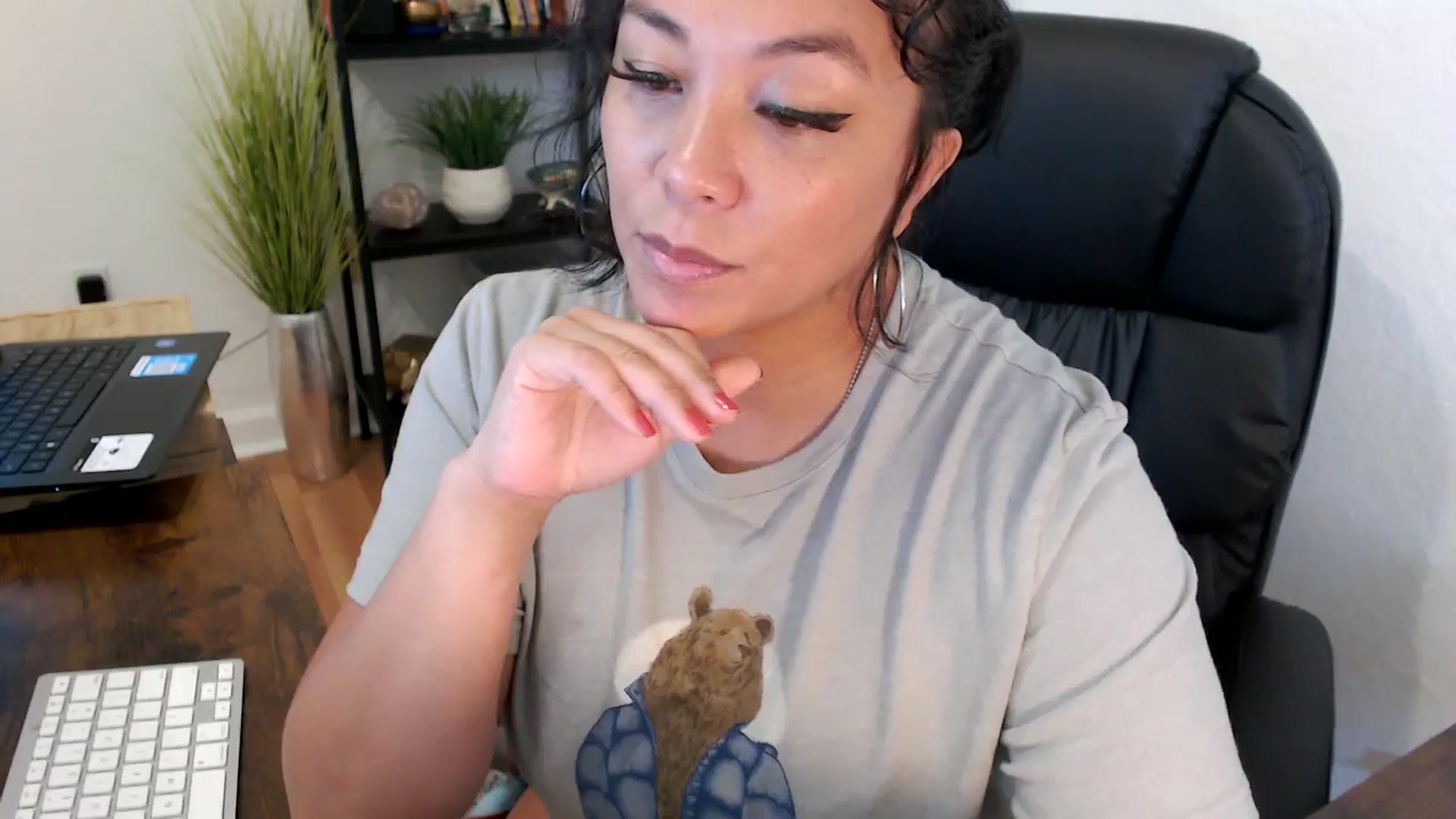 Gallery image thumbnail from MickaylaMinx's myfreecams stream on, 11/06/2024, 19:05 image 13 of 20