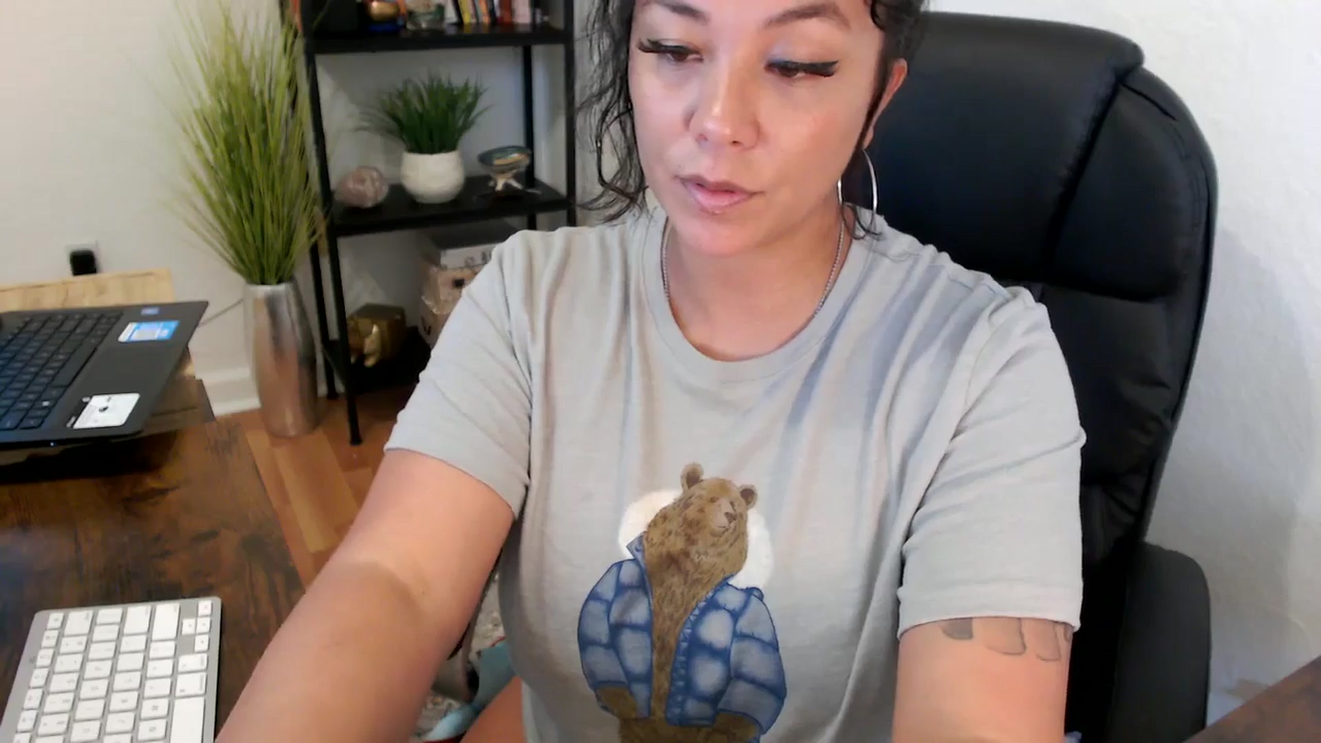 Gallery image thumbnail from MickaylaMinx's myfreecams stream on, 11/06/2024, 19:05 image 14 of 20