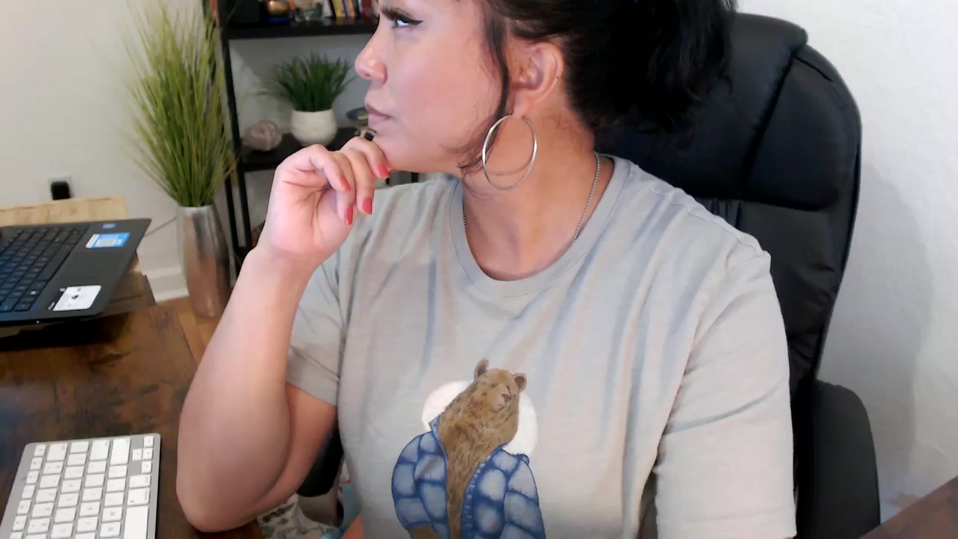 Gallery image thumbnail from MickaylaMinx's myfreecams stream on, 11/06/2024, 19:05 image 19 of 20