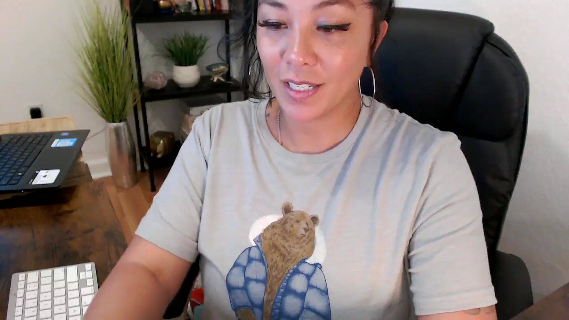 Gallery image thumbnail from MickaylaMinx's myfreecams stream on, 11/06/2024, 20:34 image 10 of 20