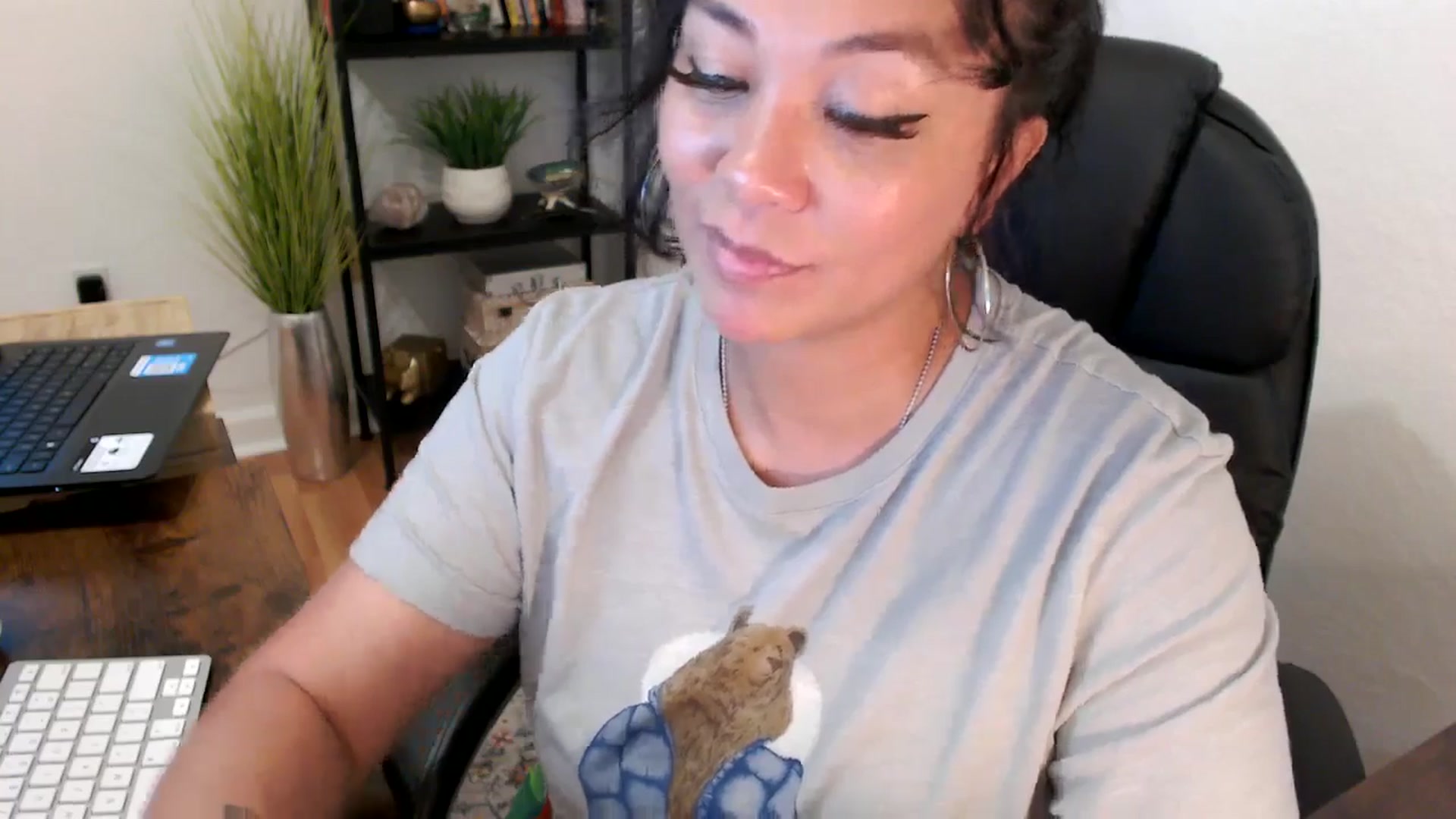 Gallery image thumbnail from MickaylaMinx's myfreecams stream on, 11/06/2024, 21:20 image 10 of 20