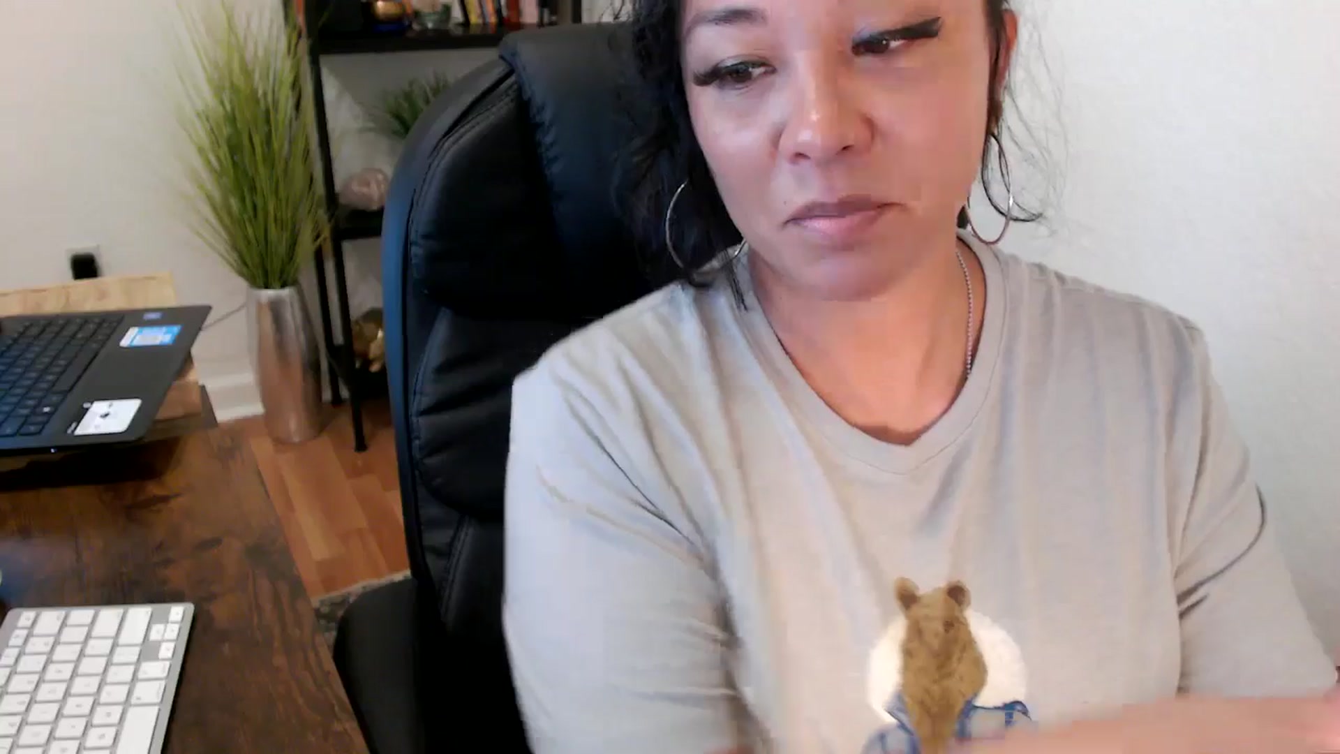 Gallery image thumbnail from MickaylaMinx's myfreecams stream on, 11/06/2024, 21:20 image 12 of 20