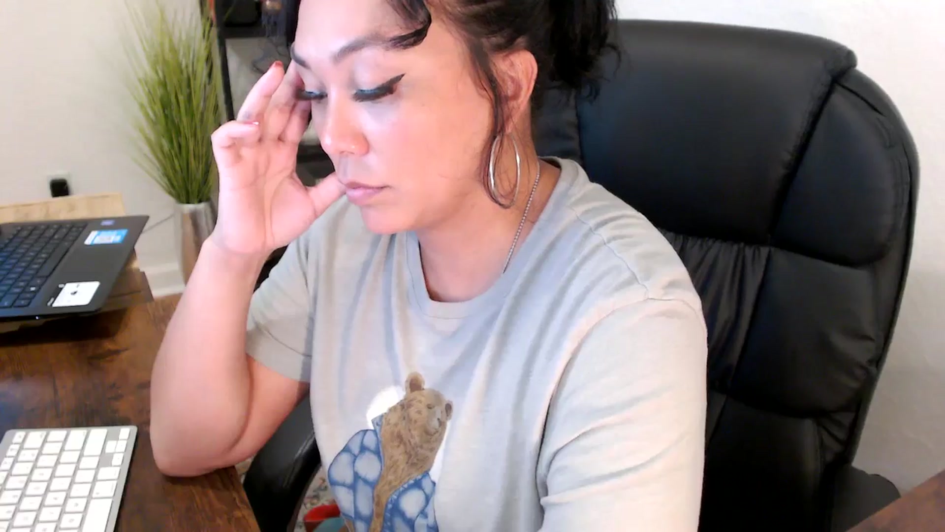 Gallery image thumbnail from MickaylaMinx's myfreecams stream on, 11/06/2024, 21:20 image 3 of 20