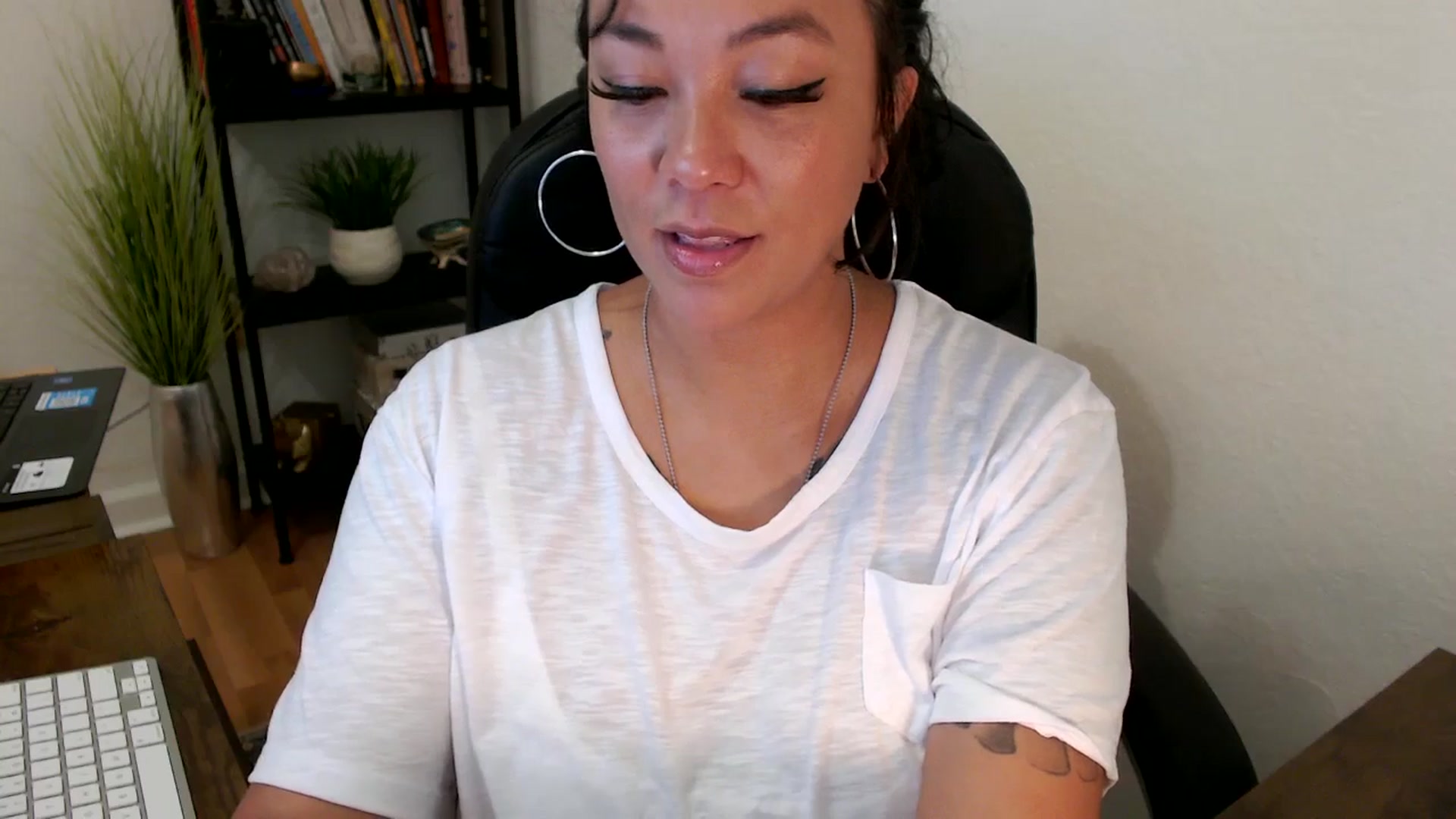 Gallery image thumbnail from MickaylaMinx's myfreecams stream on, 11/07/2024, 16:53 image 16 of 20