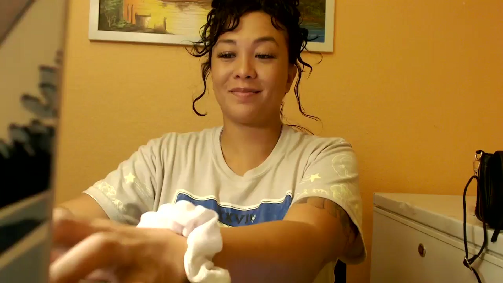 Gallery image thumbnail from MickaylaMinx's myfreecams stream on, 11/09/2024, 18:59 image 18 of 20