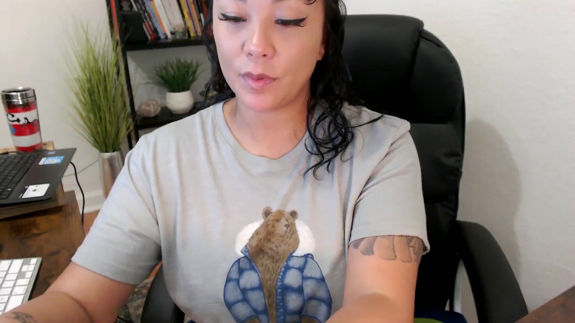 Gallery image thumbnail from MickaylaMinx's myfreecams stream on, 11/11/2024, 15:52 image 9 of 20