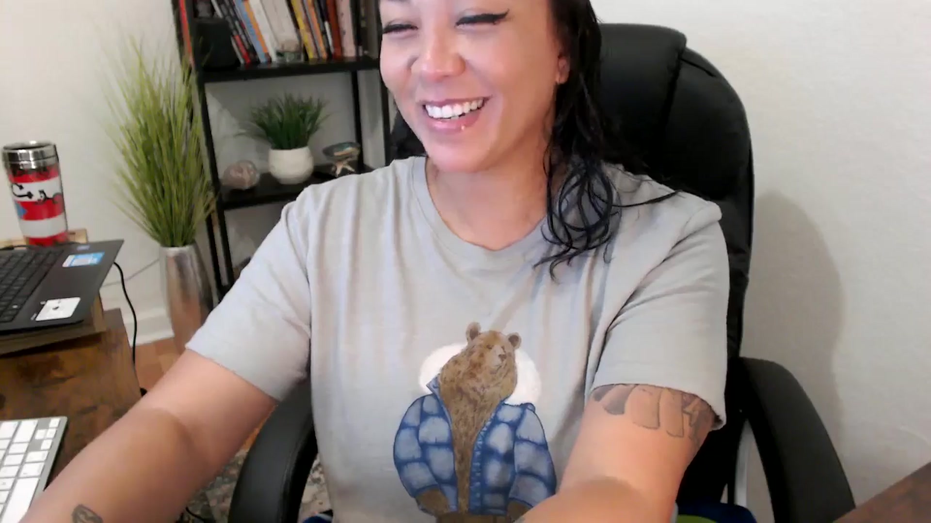 Gallery image thumbnail from MickaylaMinx's myfreecams stream on, 11/11/2024, 15:52 image 10 of 20