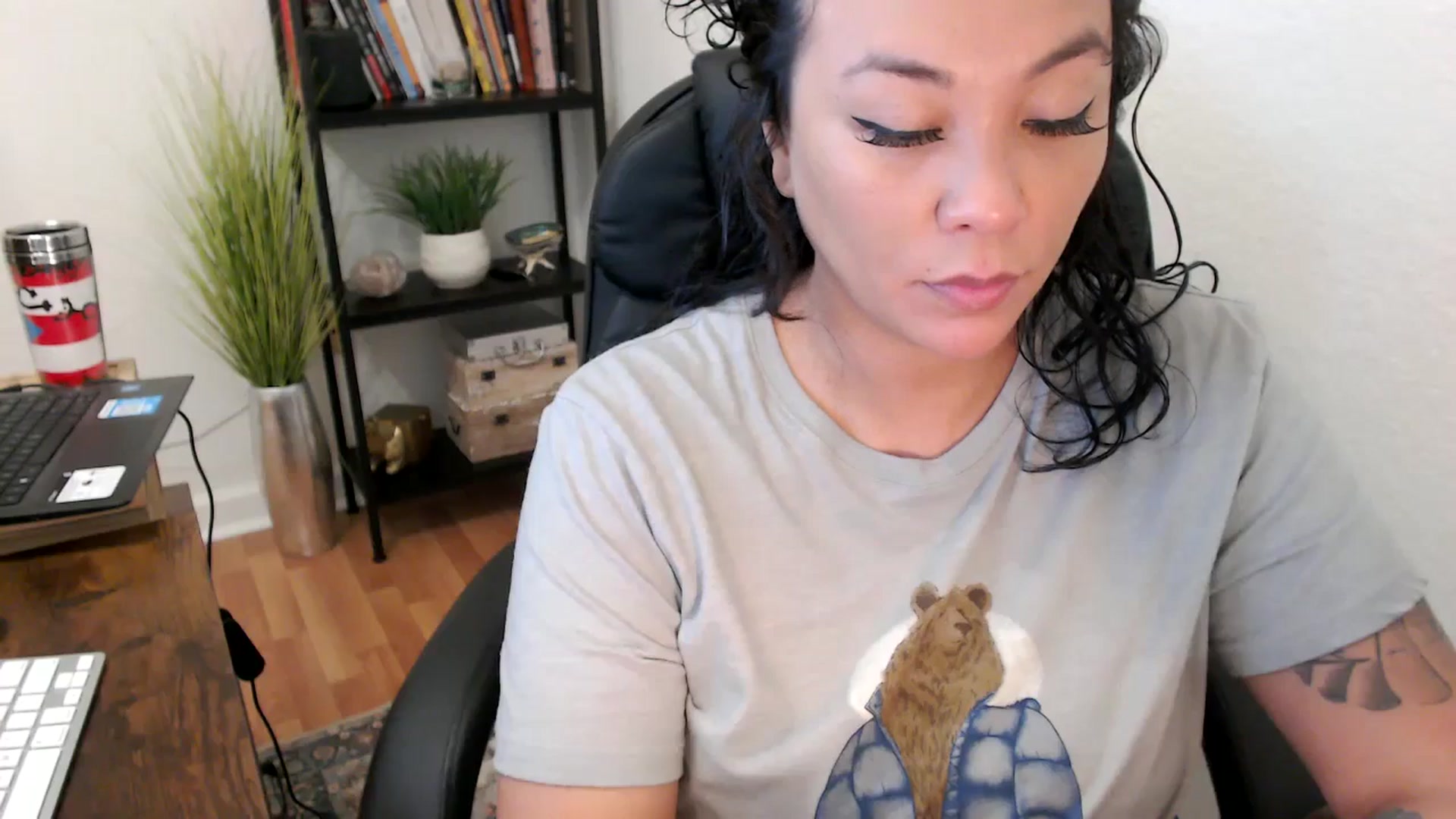 Gallery image thumbnail from MickaylaMinx's myfreecams stream on, 11/11/2024, 15:52 image 6 of 20