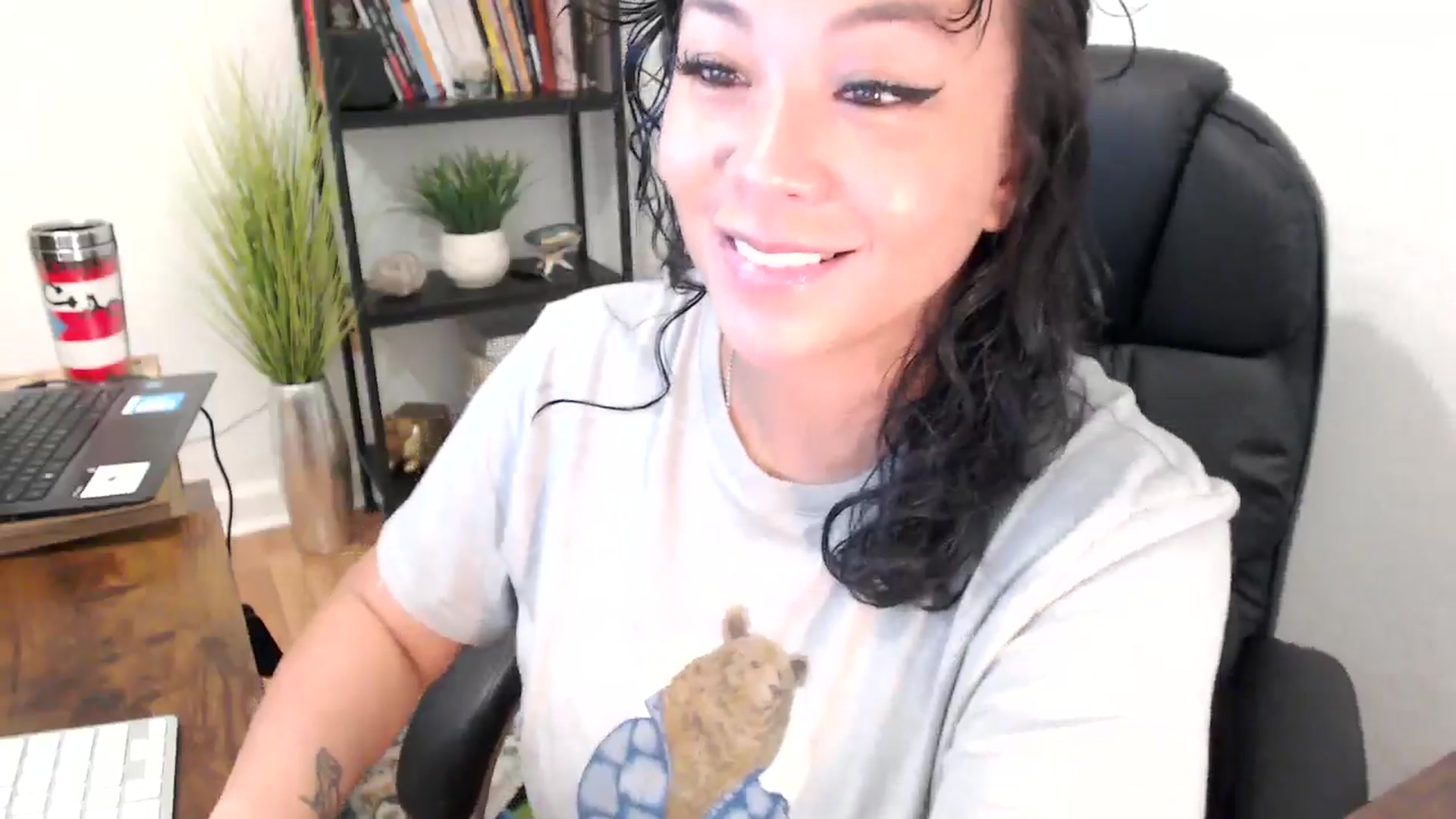 Gallery image thumbnail from MickaylaMinx's myfreecams stream on, 11/11/2024, 16:28 image 9 of 20
