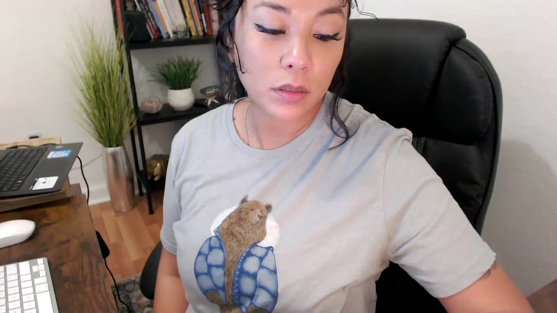 Gallery image thumbnail from MickaylaMinx's myfreecams stream on, 11/11/2024, 17:09 image 19 of 20