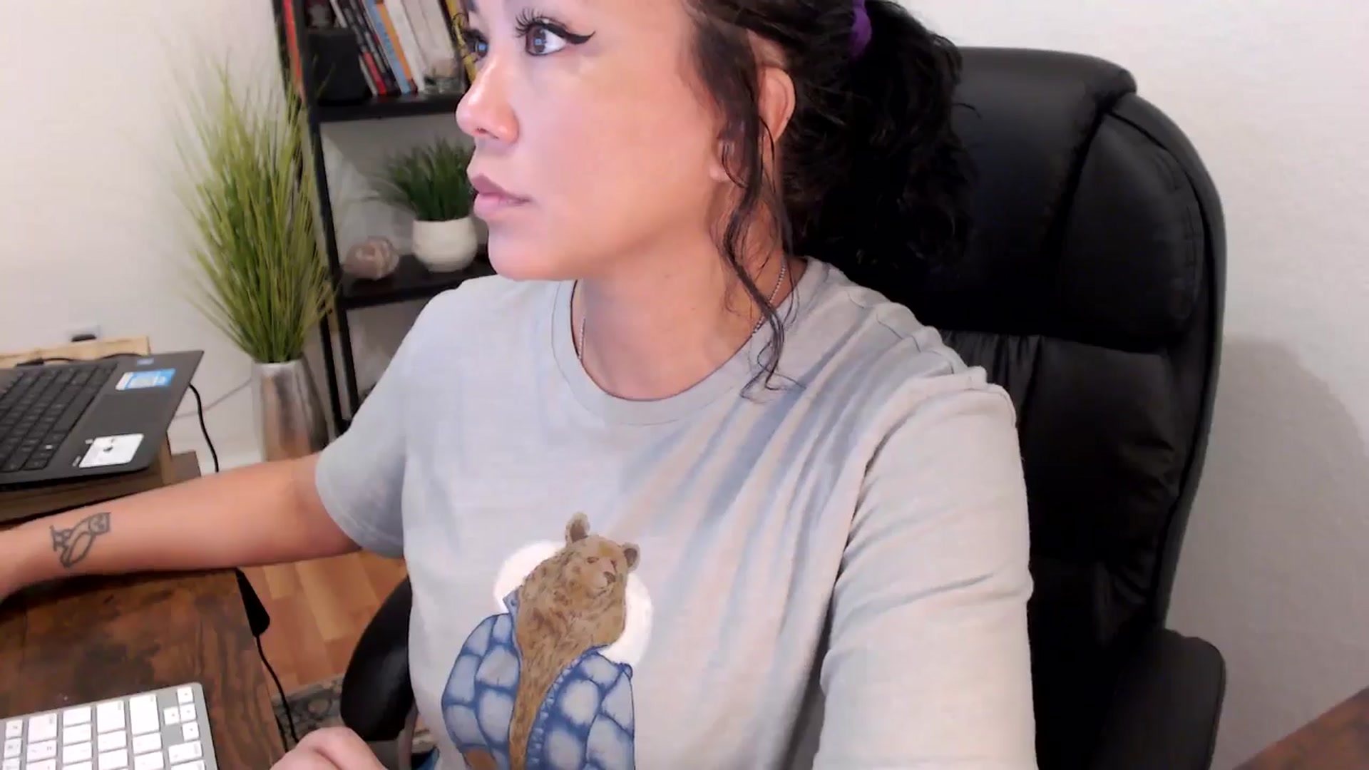 Gallery image thumbnail from MickaylaMinx's myfreecams stream on, 11/11/2024, 17:09 image 7 of 20