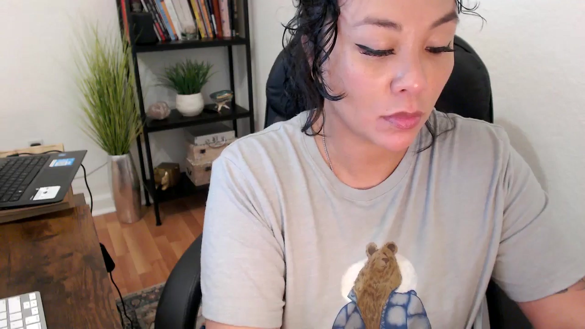 Gallery image thumbnail from MickaylaMinx's myfreecams stream on, 11/11/2024, 18:16 image 11 of 20