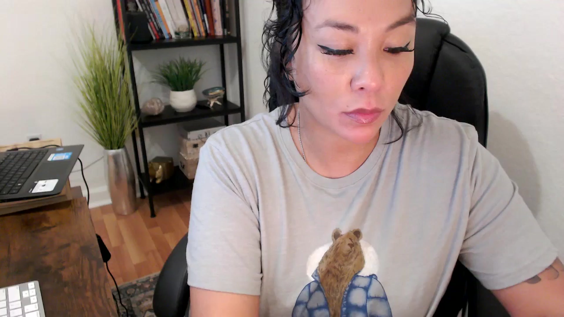 Gallery image thumbnail from MickaylaMinx's myfreecams stream on, 11/11/2024, 18:16 image 9 of 20