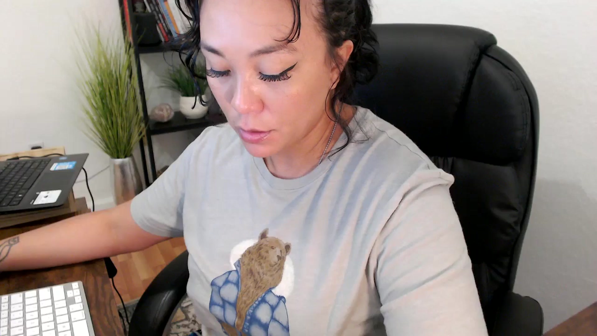 Gallery image thumbnail from MickaylaMinx's myfreecams stream on, 11/11/2024, 19:04 image 2 of 20
