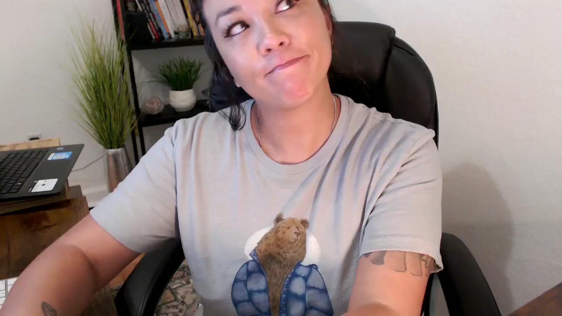 Gallery image thumbnail from MickaylaMinx's myfreecams stream on, 11/11/2024, 19:48 image 6 of 20